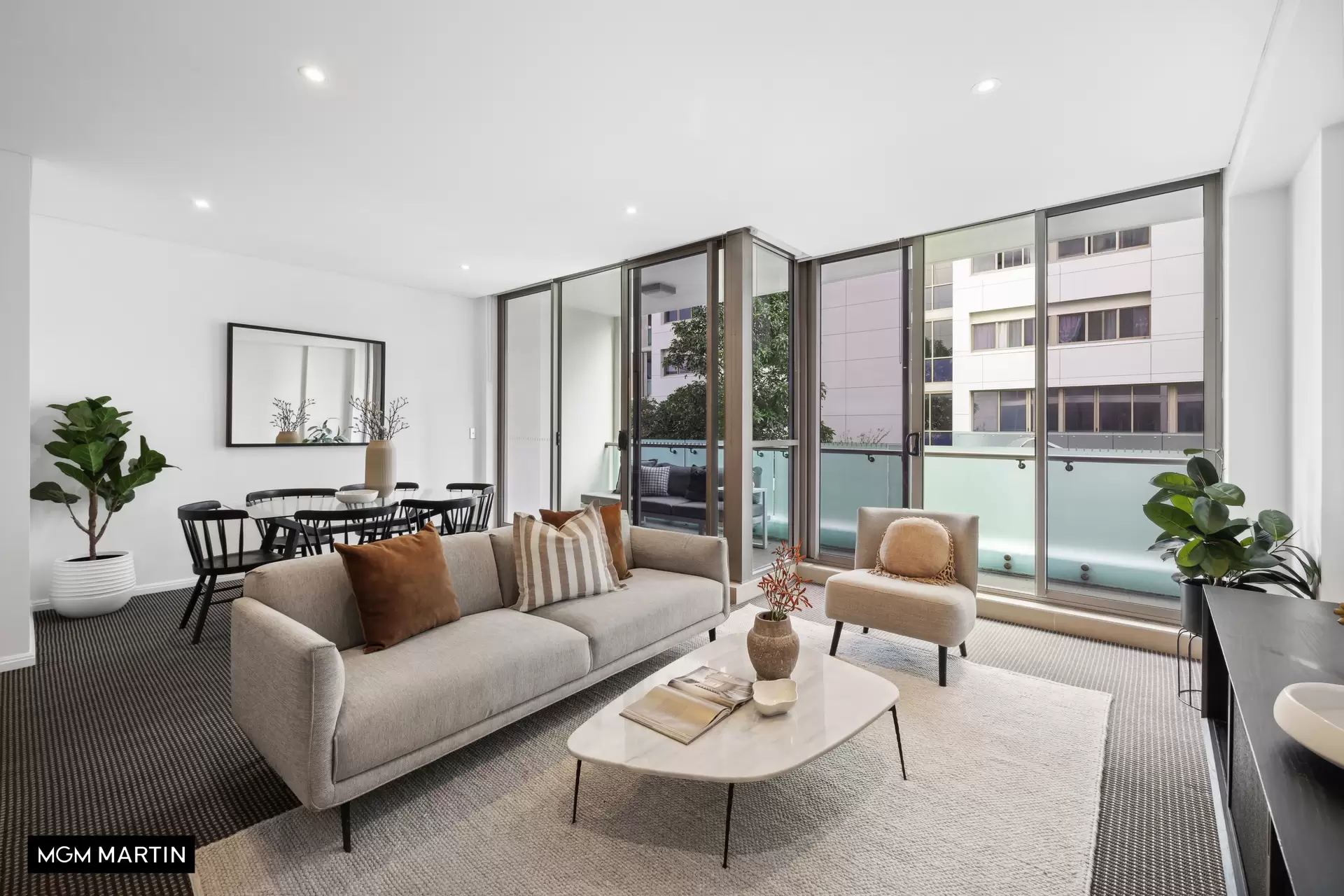 131/11 Victoria Park Parade, Zetland Sold by MGM Martin - image 1