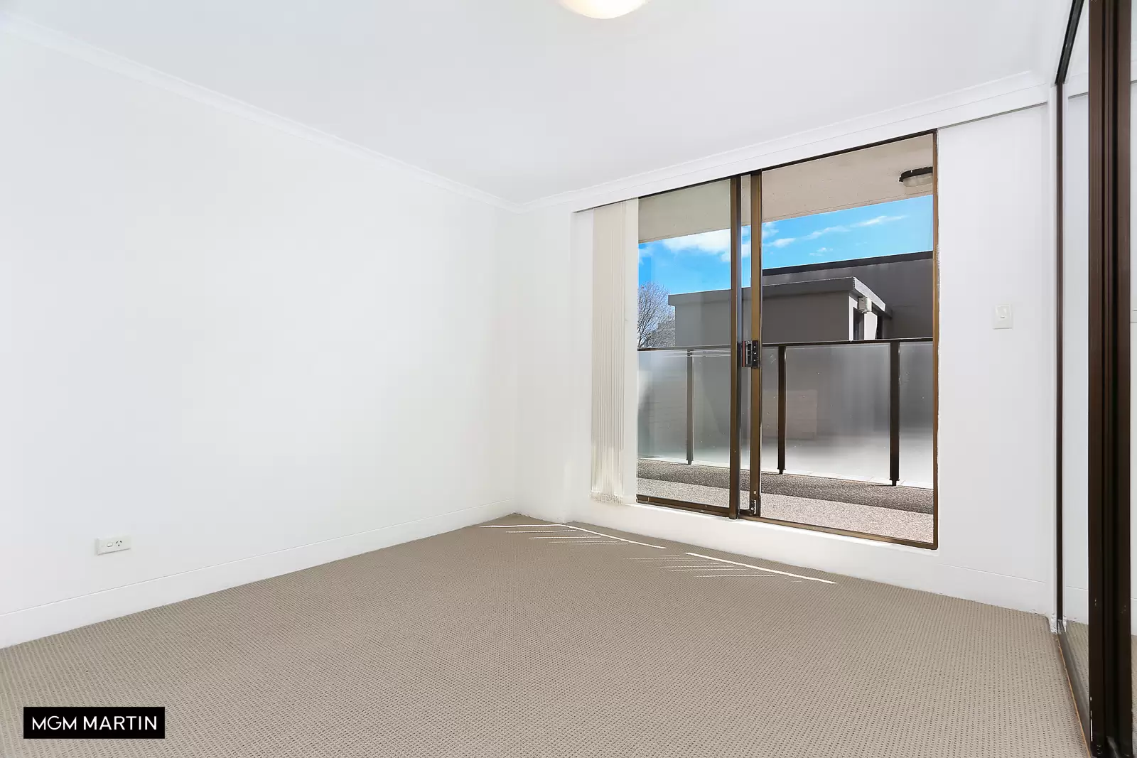 209/2 Springfield Avenue, Potts Point Leased by MGM Martin - image 1