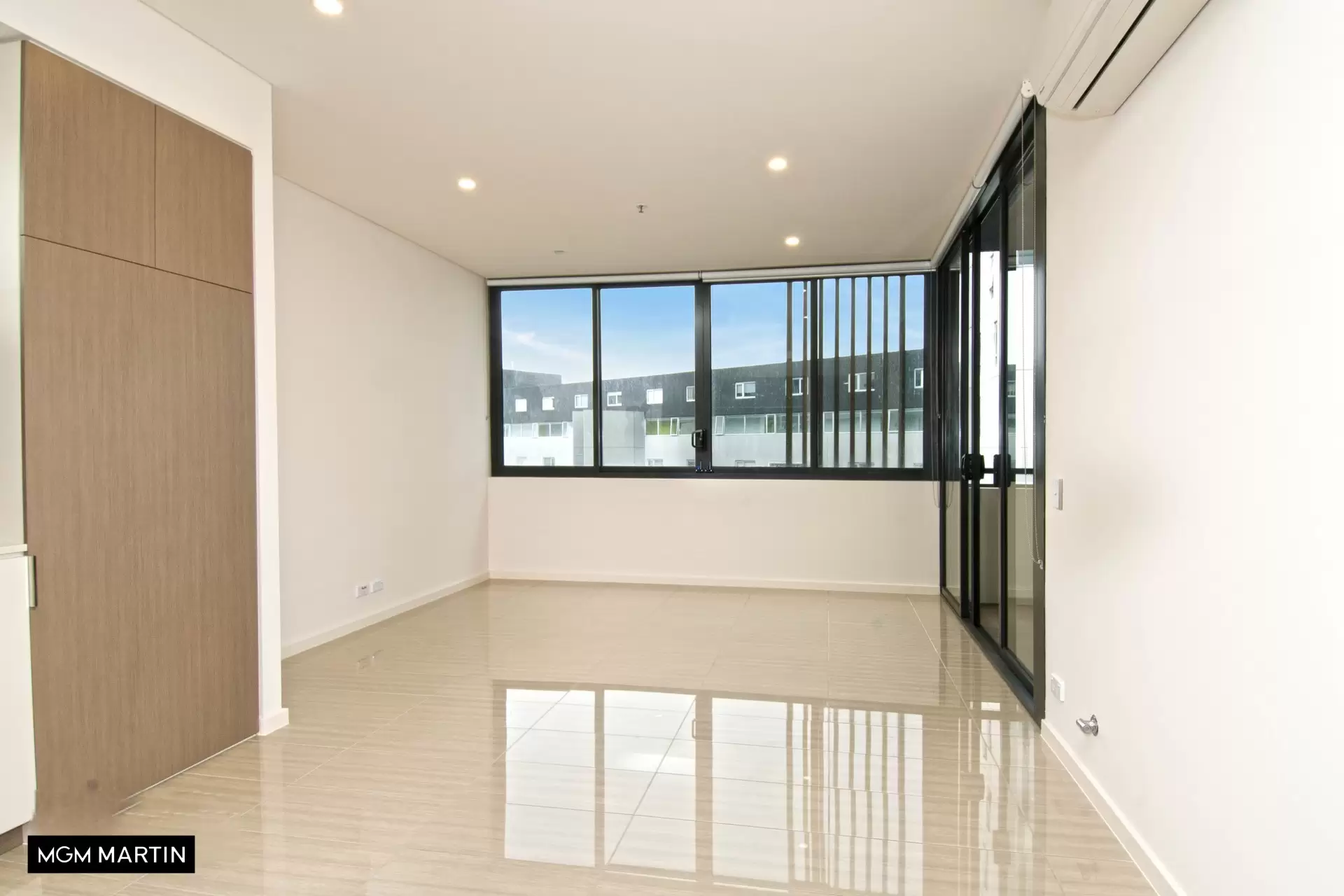 645/2C Defries Avenue, Zetland Leased by MGM Martin - image 1