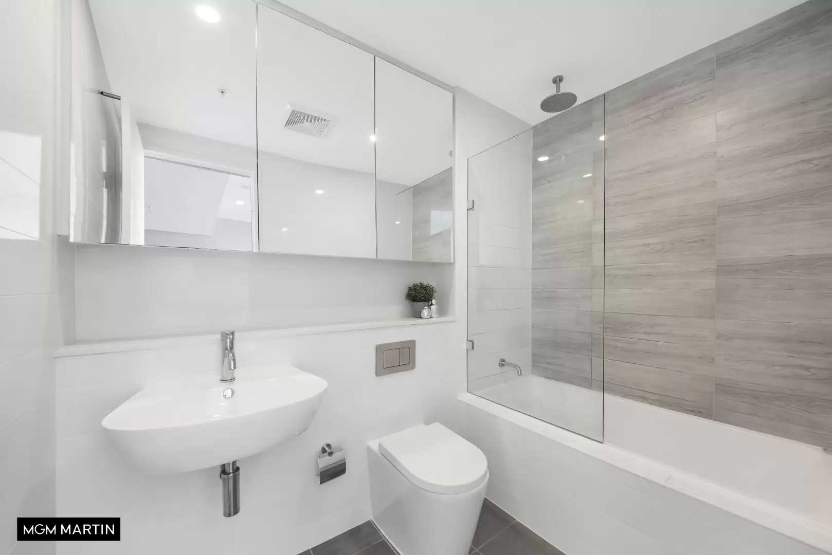 708/12 Paul Street, Zetland Leased by MGM Martin - image 1