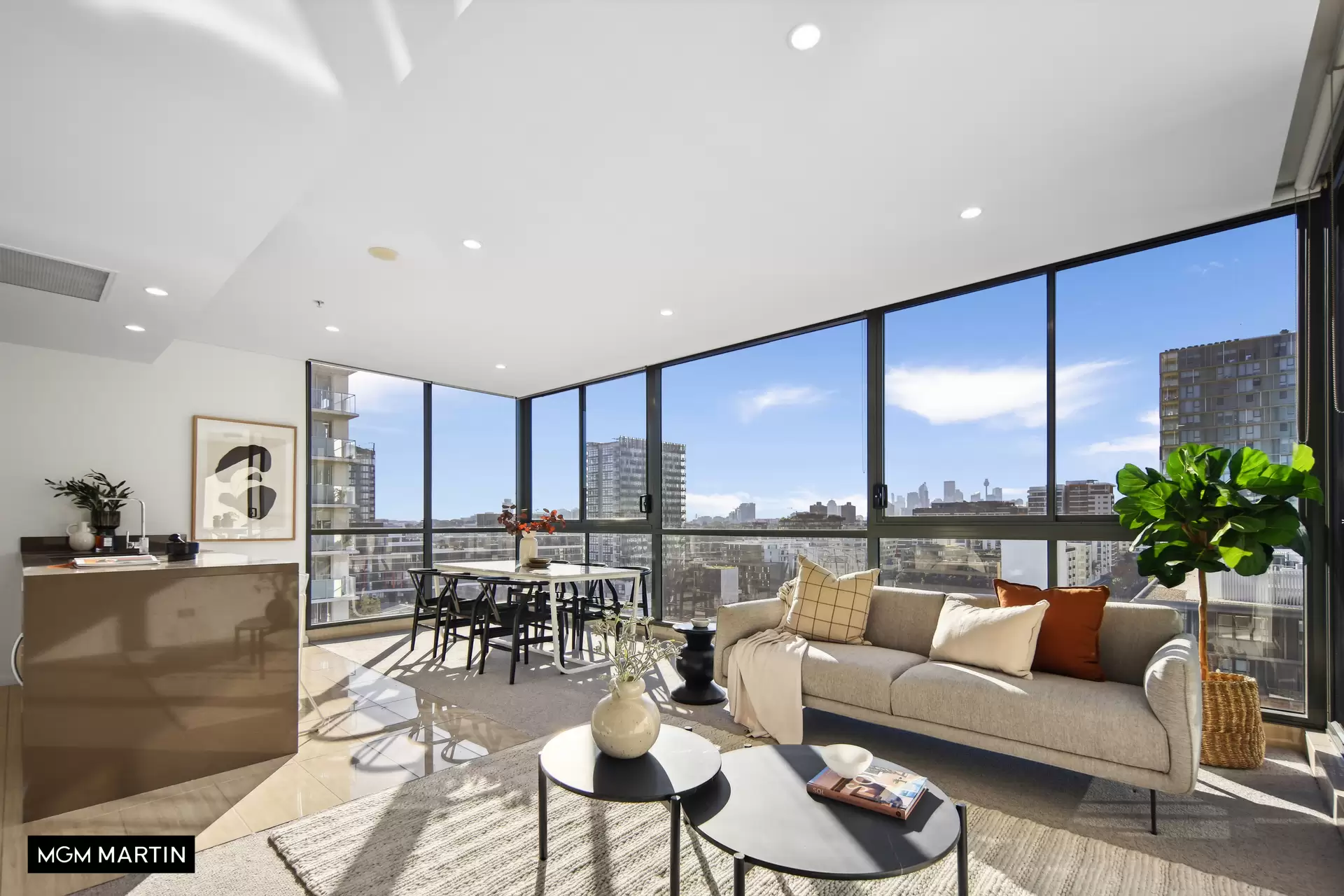 1128/20 Gadigal Avenue, Zetland Sold by MGM Martin - image 1