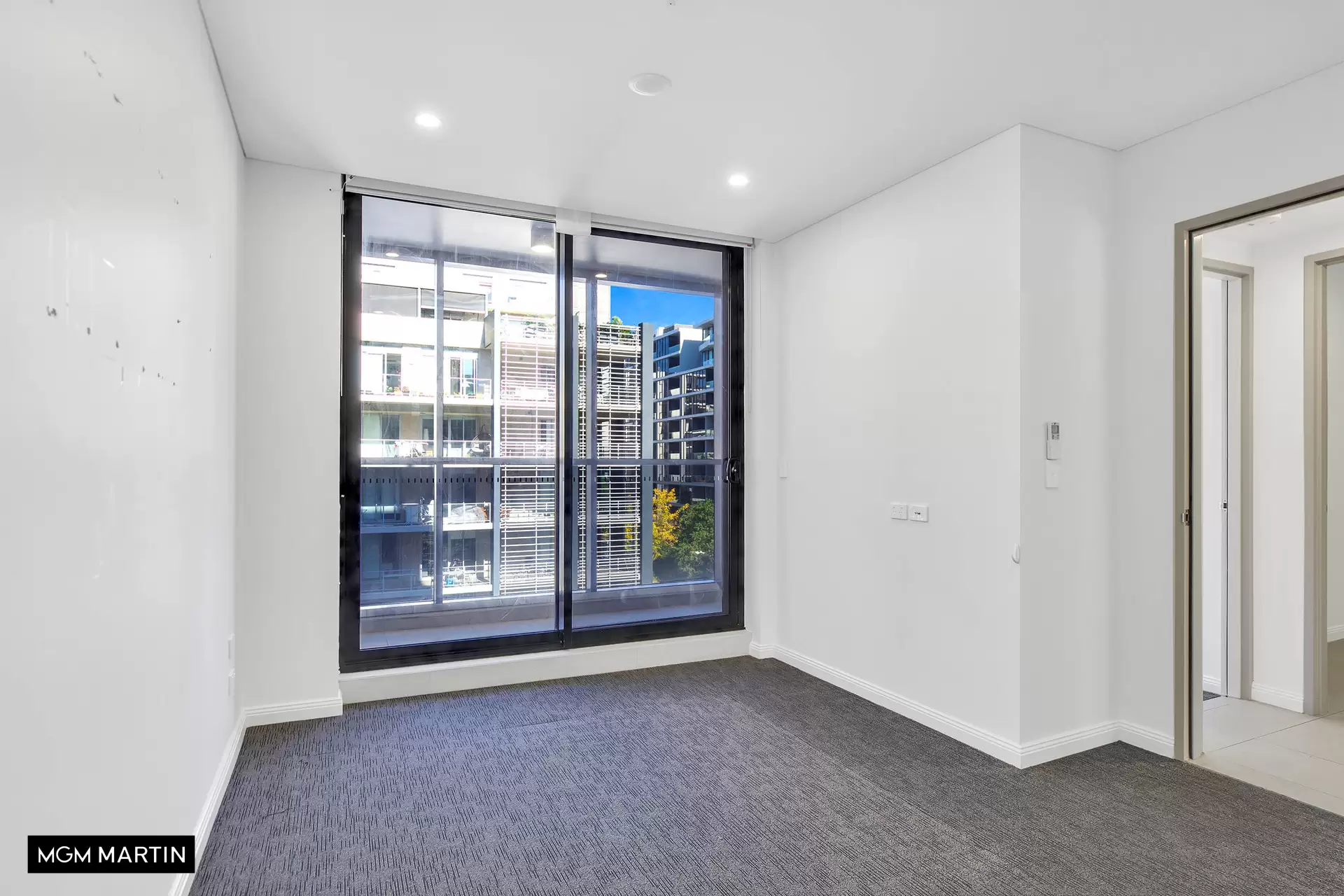 712/42  Church Avenue, Mascot Leased by MGM Martin - image 1