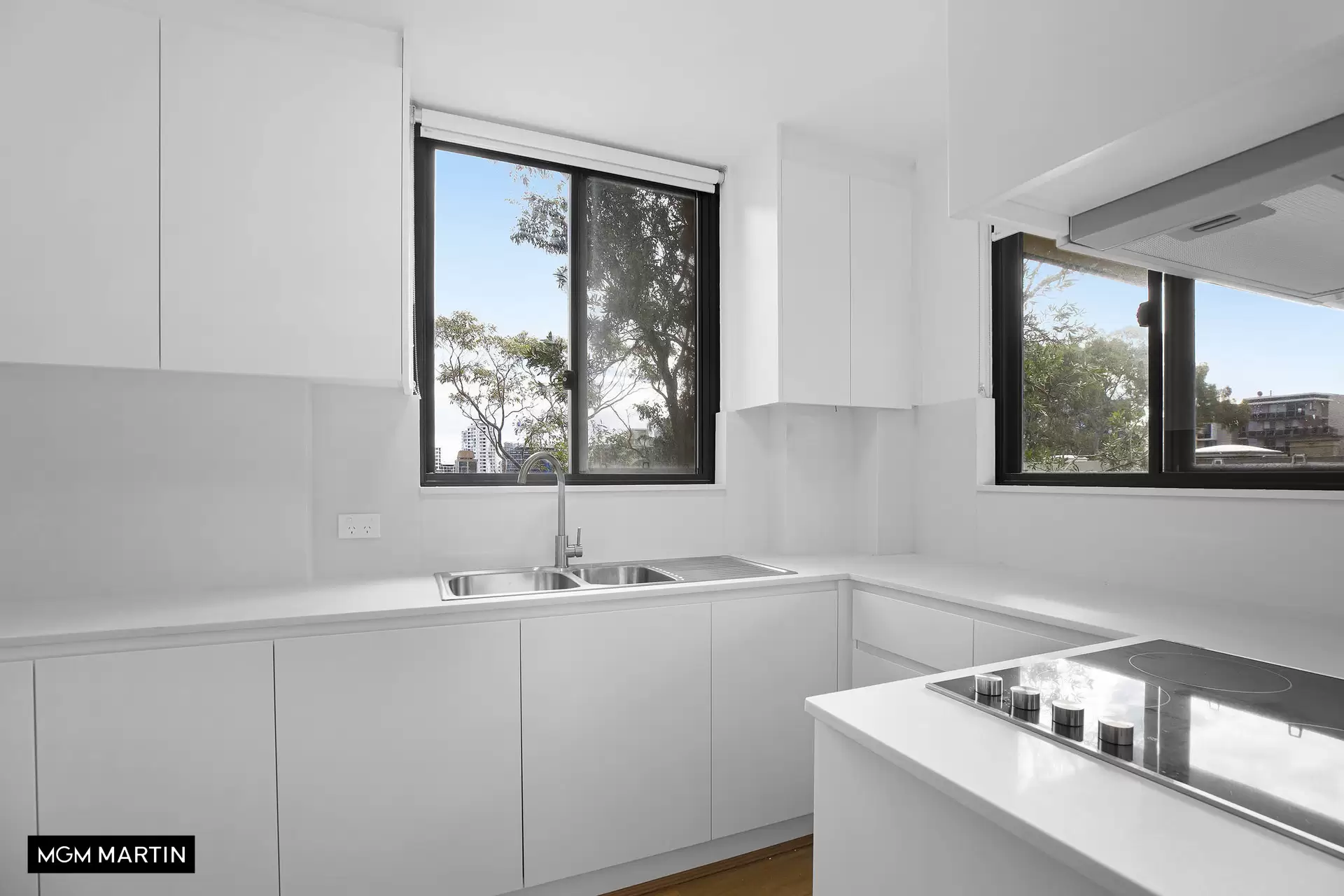 9/16 Botany Street, Bondi Junction Leased by MGM Martin - image 1