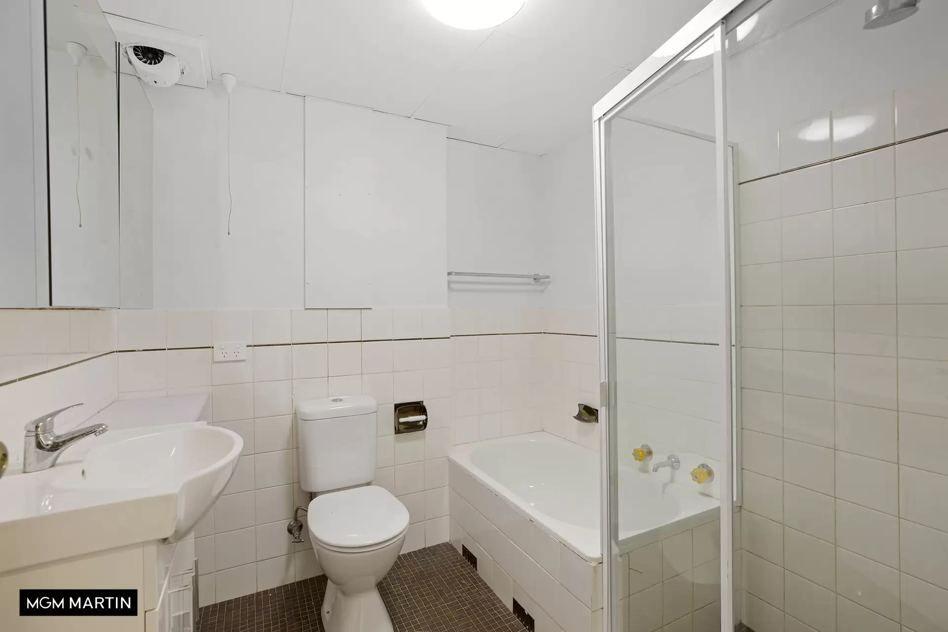 9/16 Botany Street, Bondi Junction Leased by MGM Martin - image 1