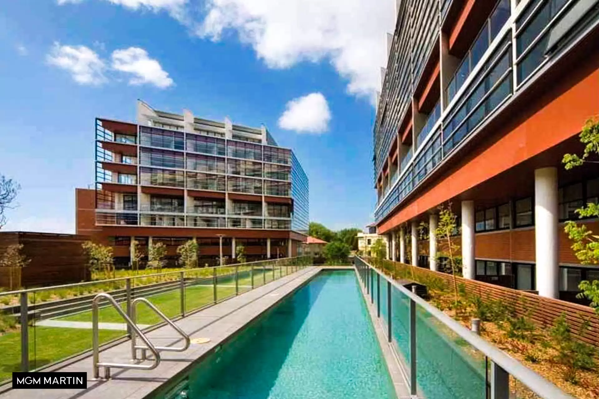404D/250 Anzac Parade, Kensington Leased by MGM Martin - image 1