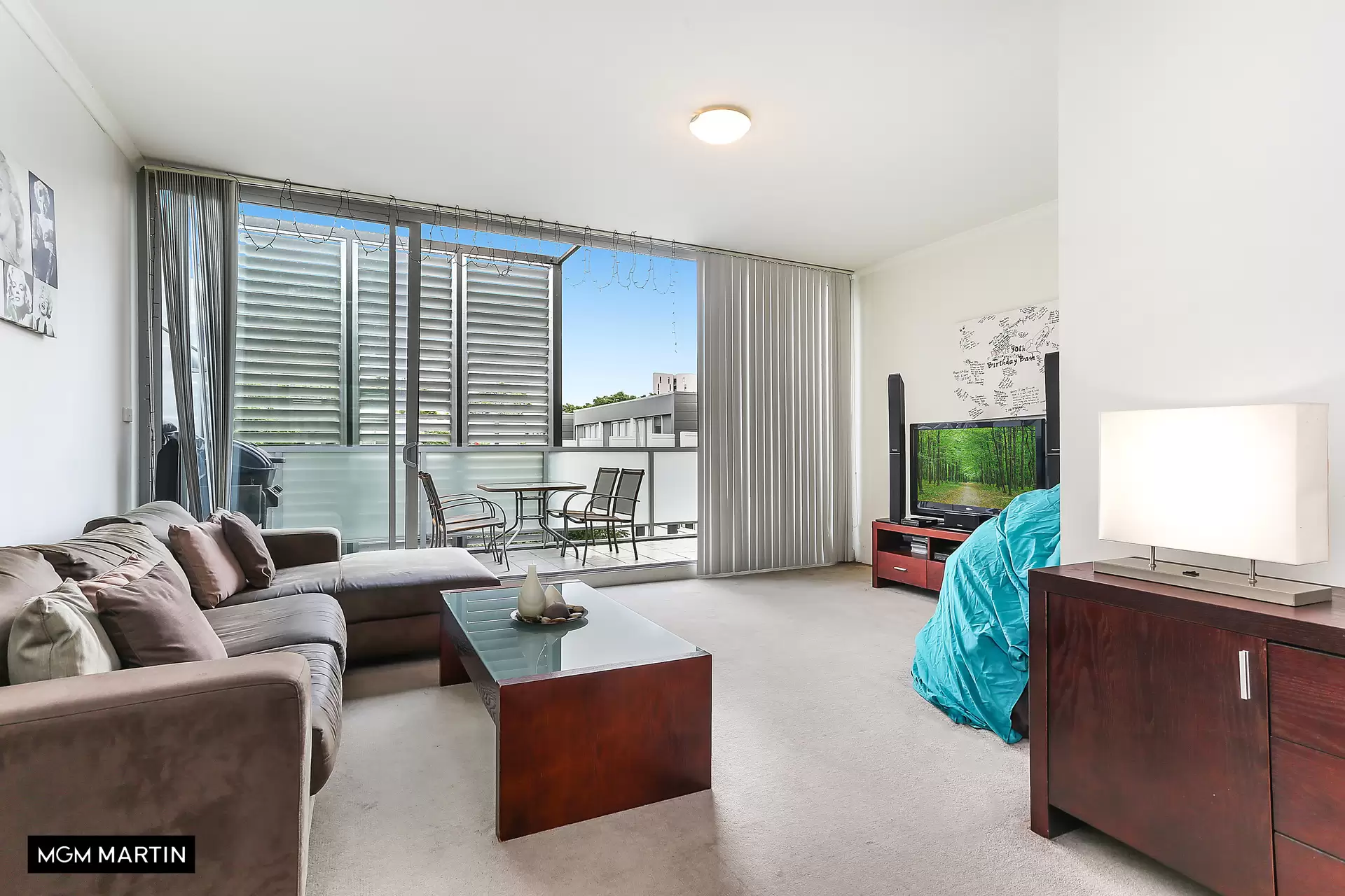 24/13 Grandstand Parade, Zetland Leased by MGM Martin - image 1