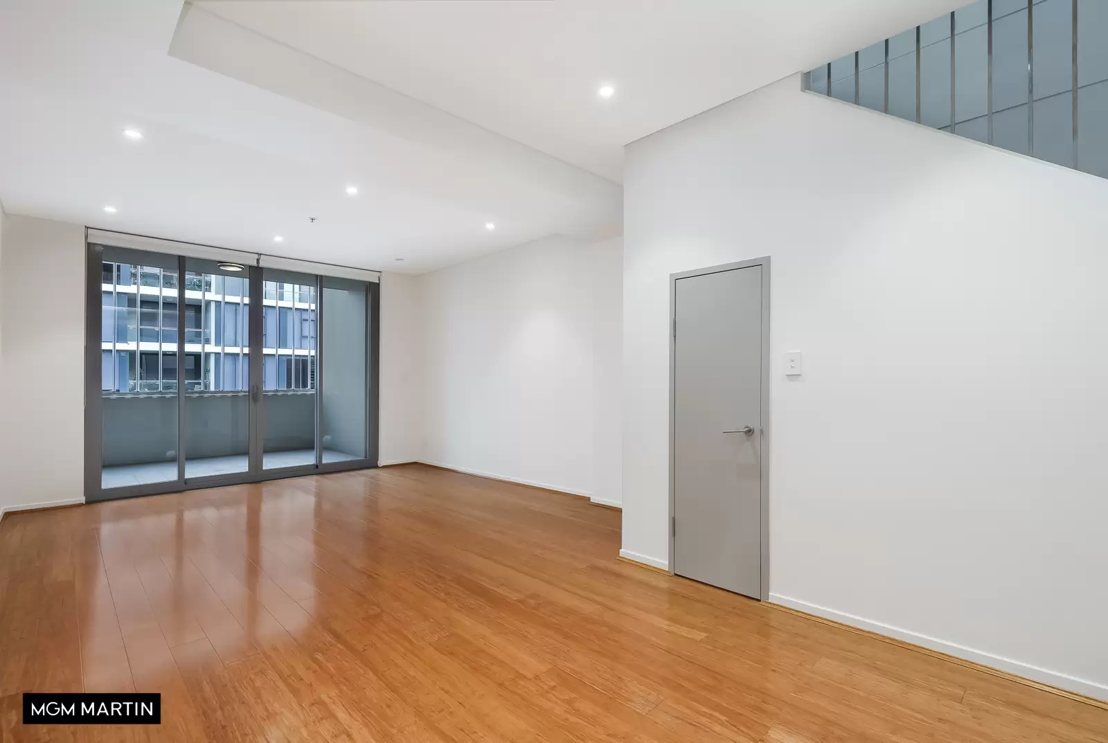 904A/8 Bourke Street, Mascot Leased by MGM Martin - image 1