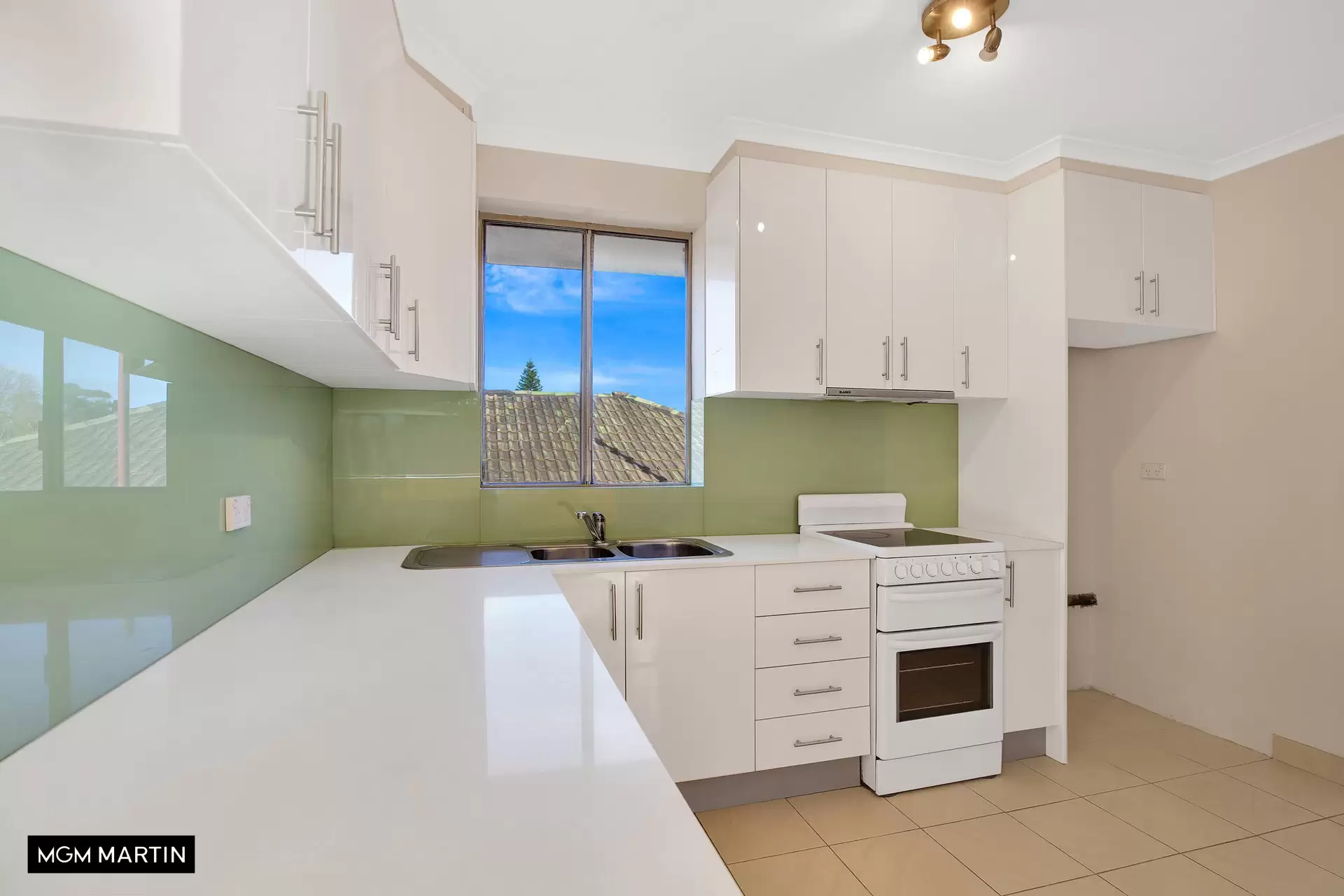 7/45  Rochester Street, Botany Leased by MGM Martin - image 1