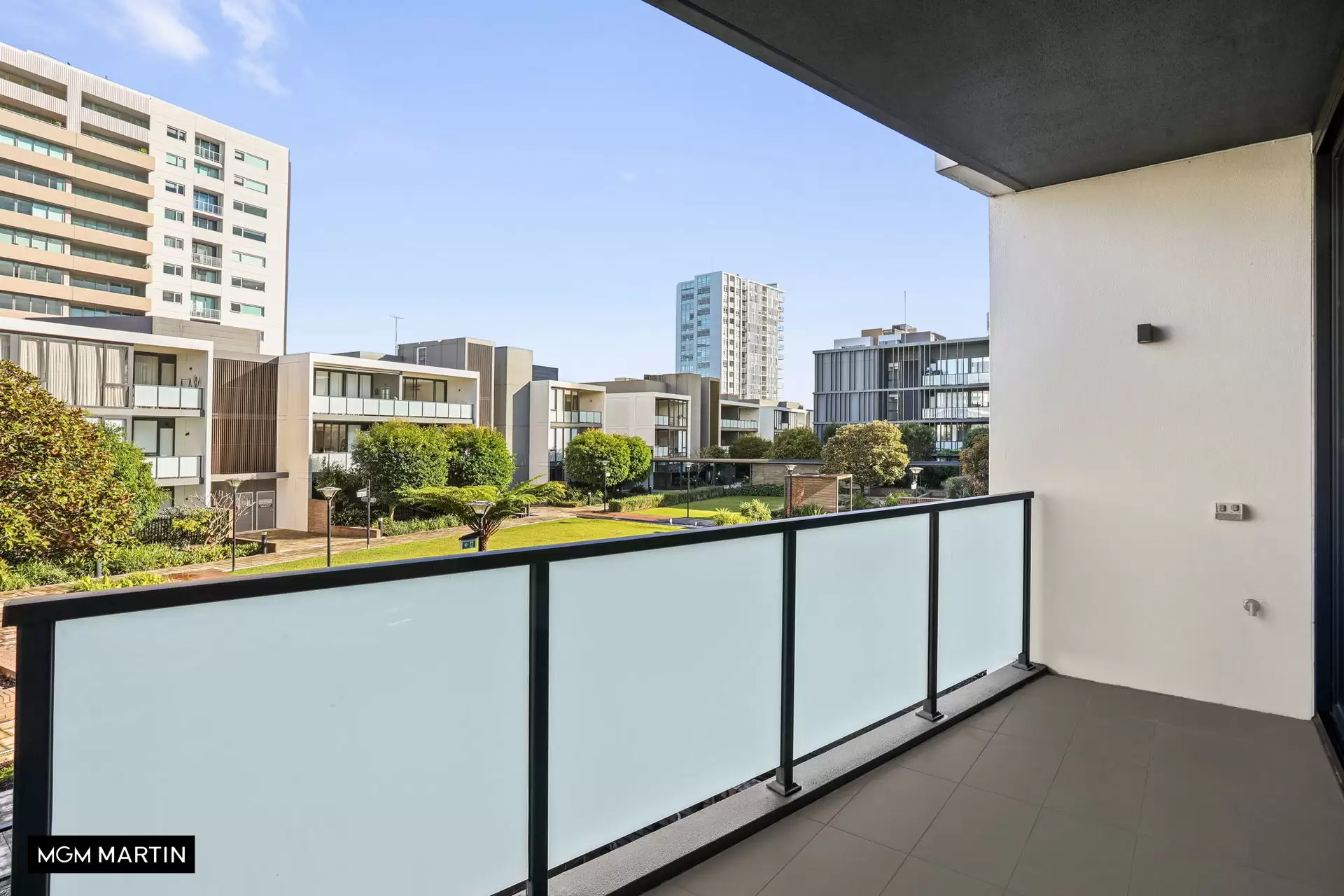 768/2 Cooper Place, Zetland Leased by MGM Martin - image 1
