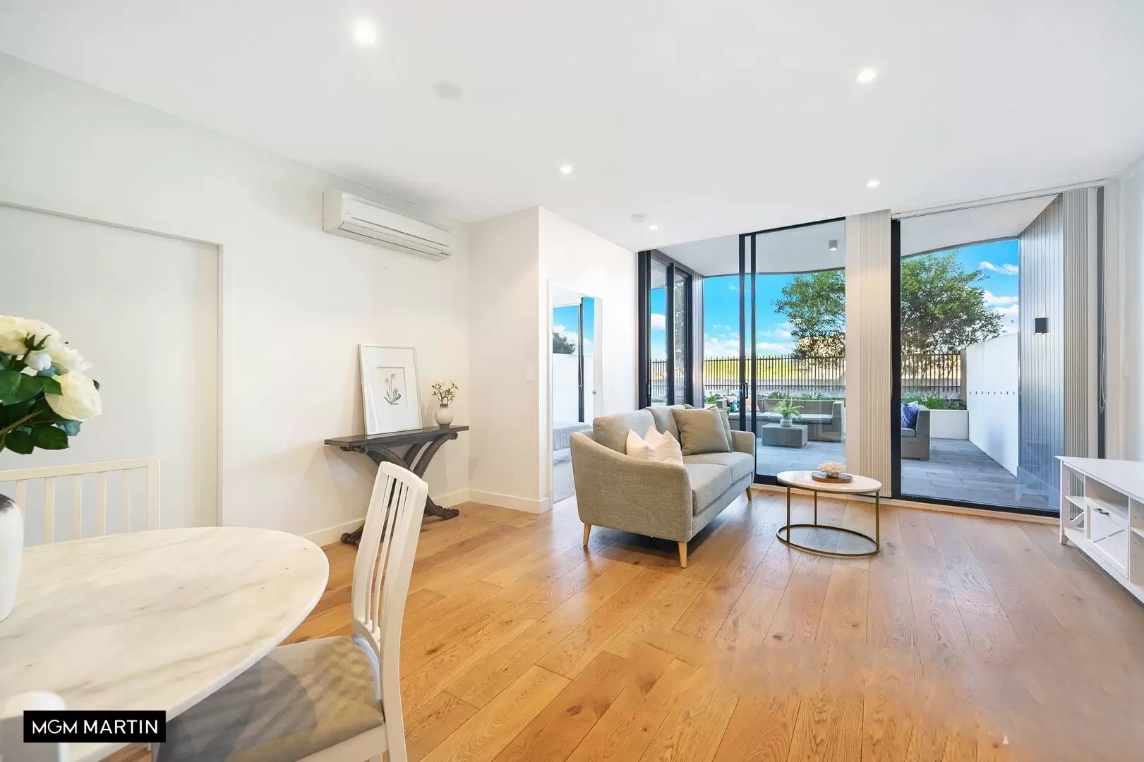 201/42 Page Street, Pagewood Leased by MGM Martin - image 1