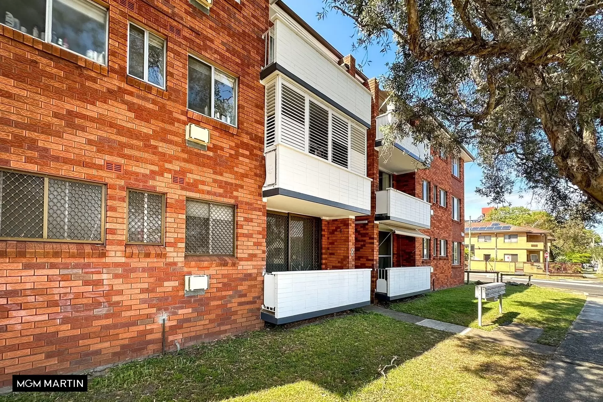 11/8 Maloney Street, Eastlakes Leased by MGM Martin - image 1
