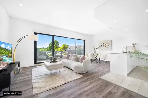 310/19  Robey Street, Mascot Sold by MGM Martin