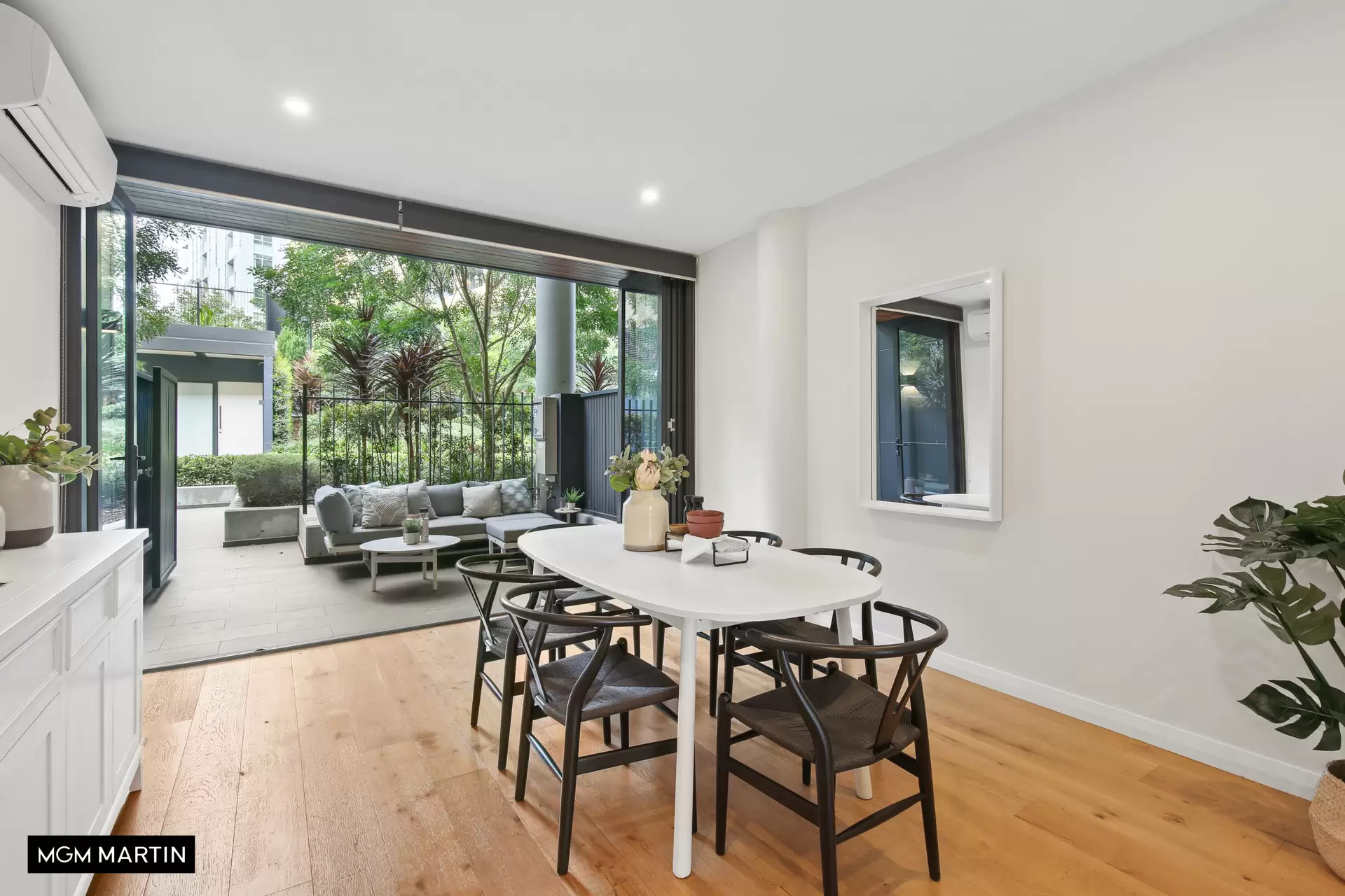 12/6 Wolseley Grove, Zetland Leased by MGM Martin - image 1