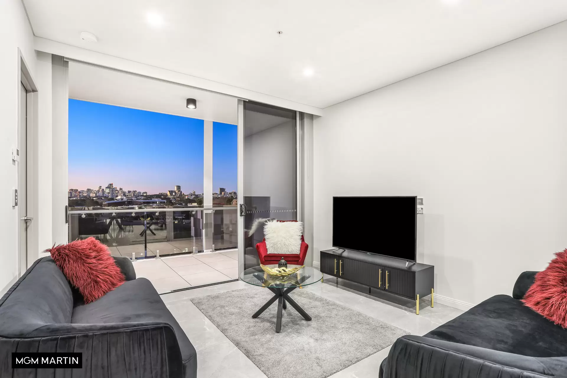 704/551-555 Gardeners Road, Mascot For Sale by MGM Martin - image 1