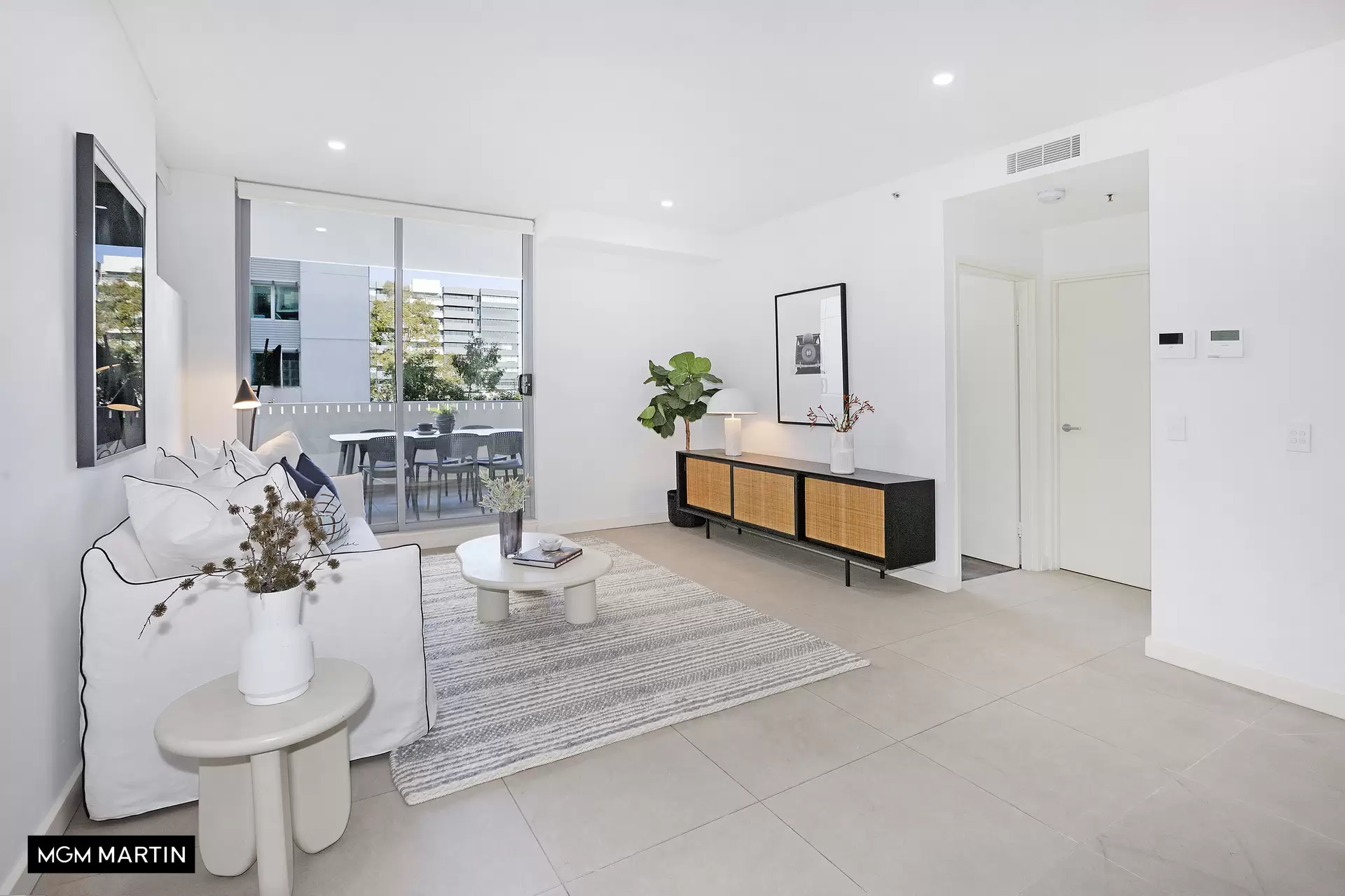 301/260 Coward Street, Mascot Leased by MGM Martin - image 1