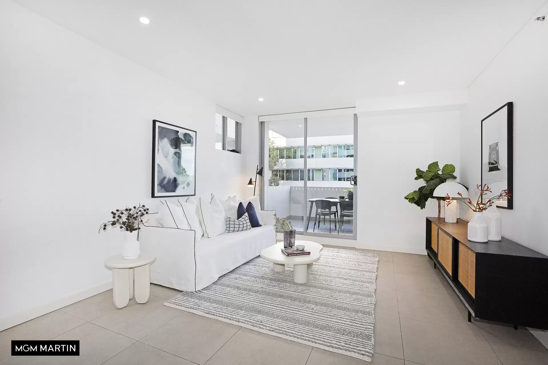 301/260 Coward Street, Mascot Leased by MGM Martin - image 1