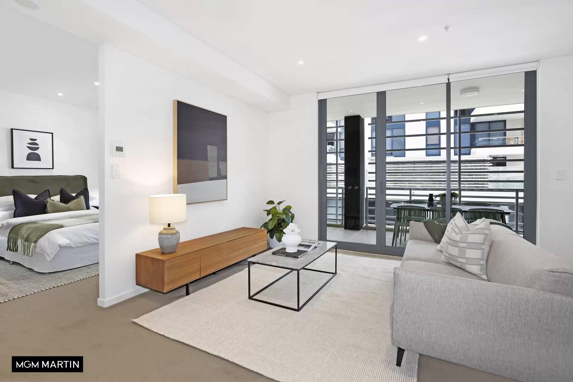 506C/8 Bourke Street, Mascot Sold by MGM Martin - image 1