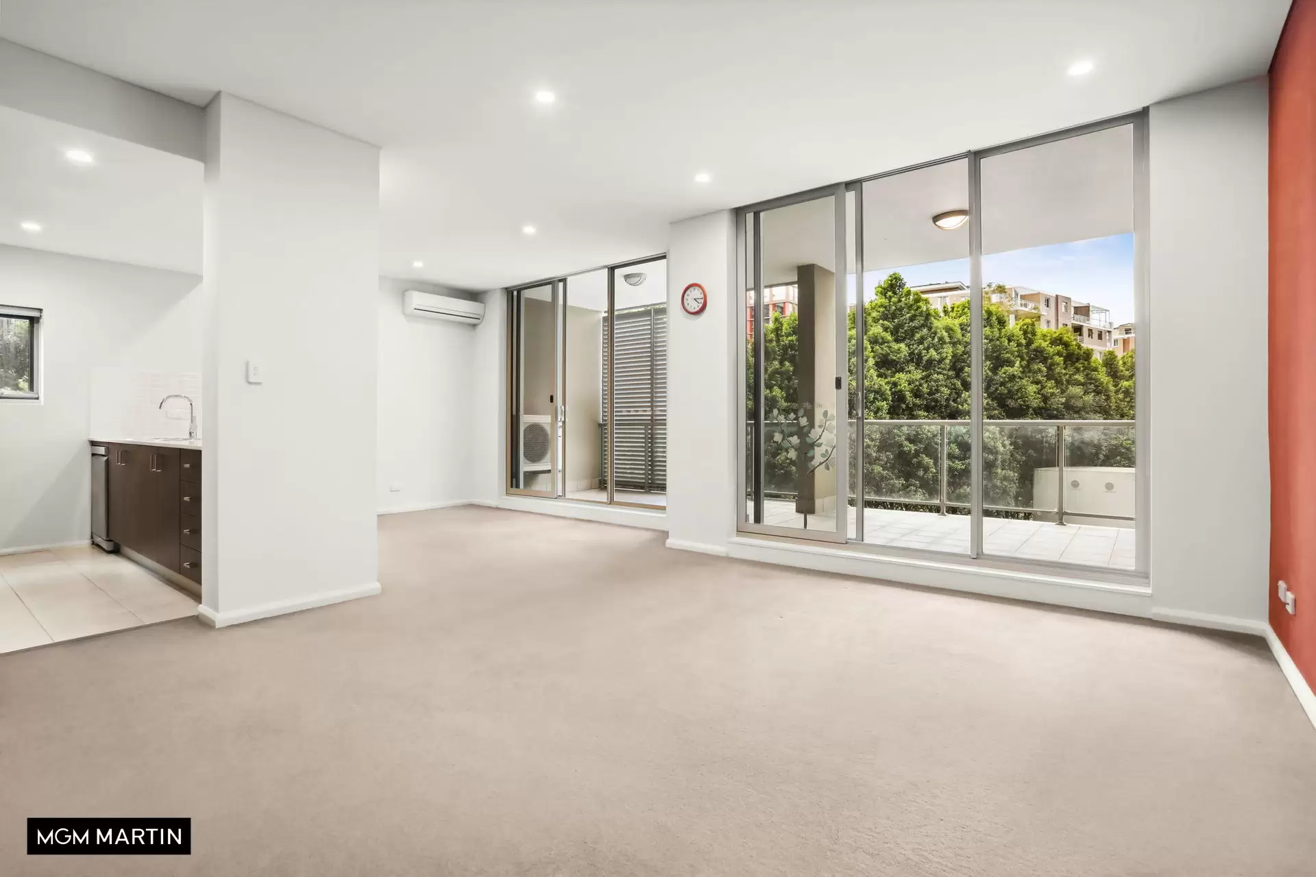 215/149-161 O'Riordan Street, Mascot Leased by MGM Martin - image 1