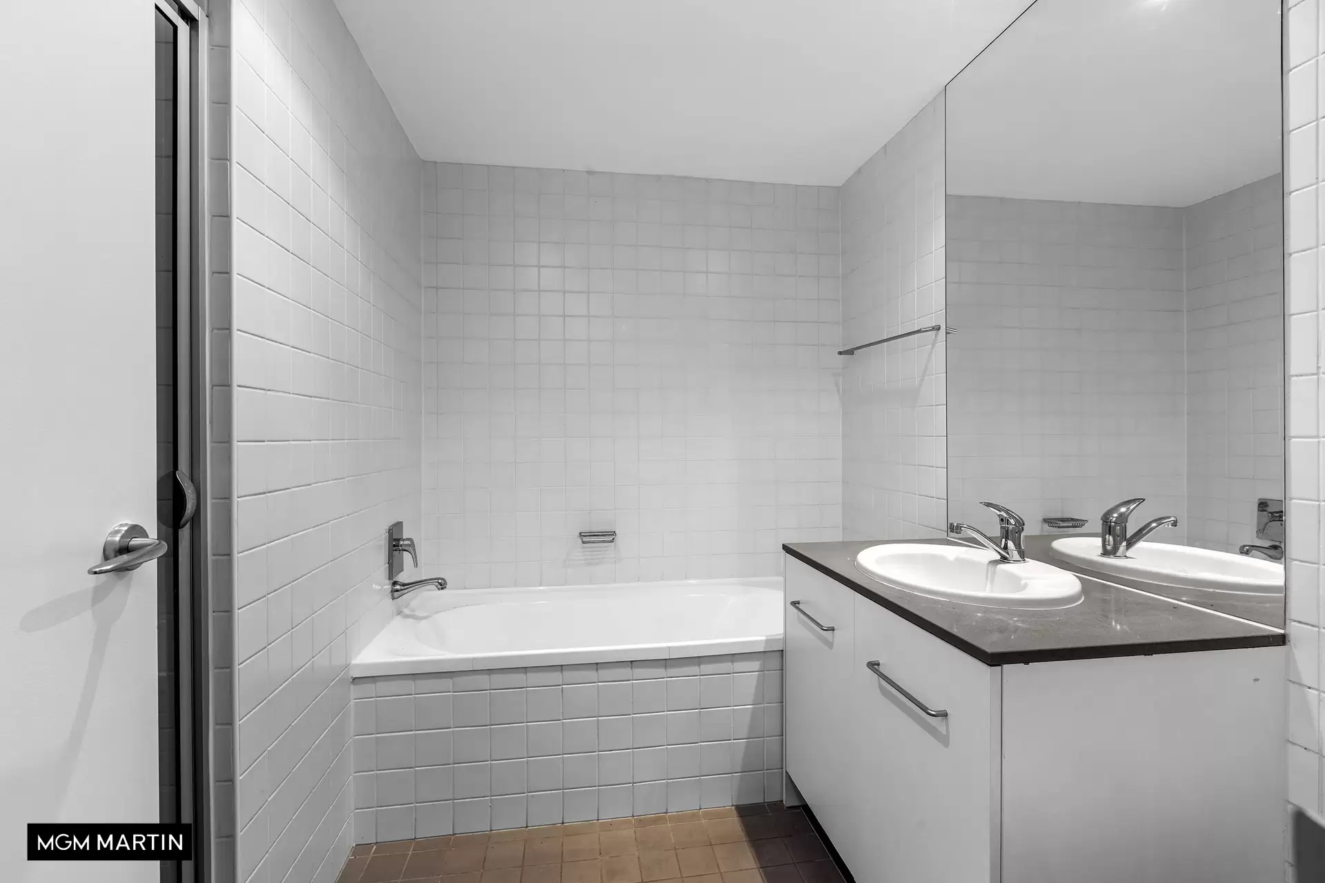 16/106 Joynton Avenue, Zetland Leased by MGM Martin - image 1