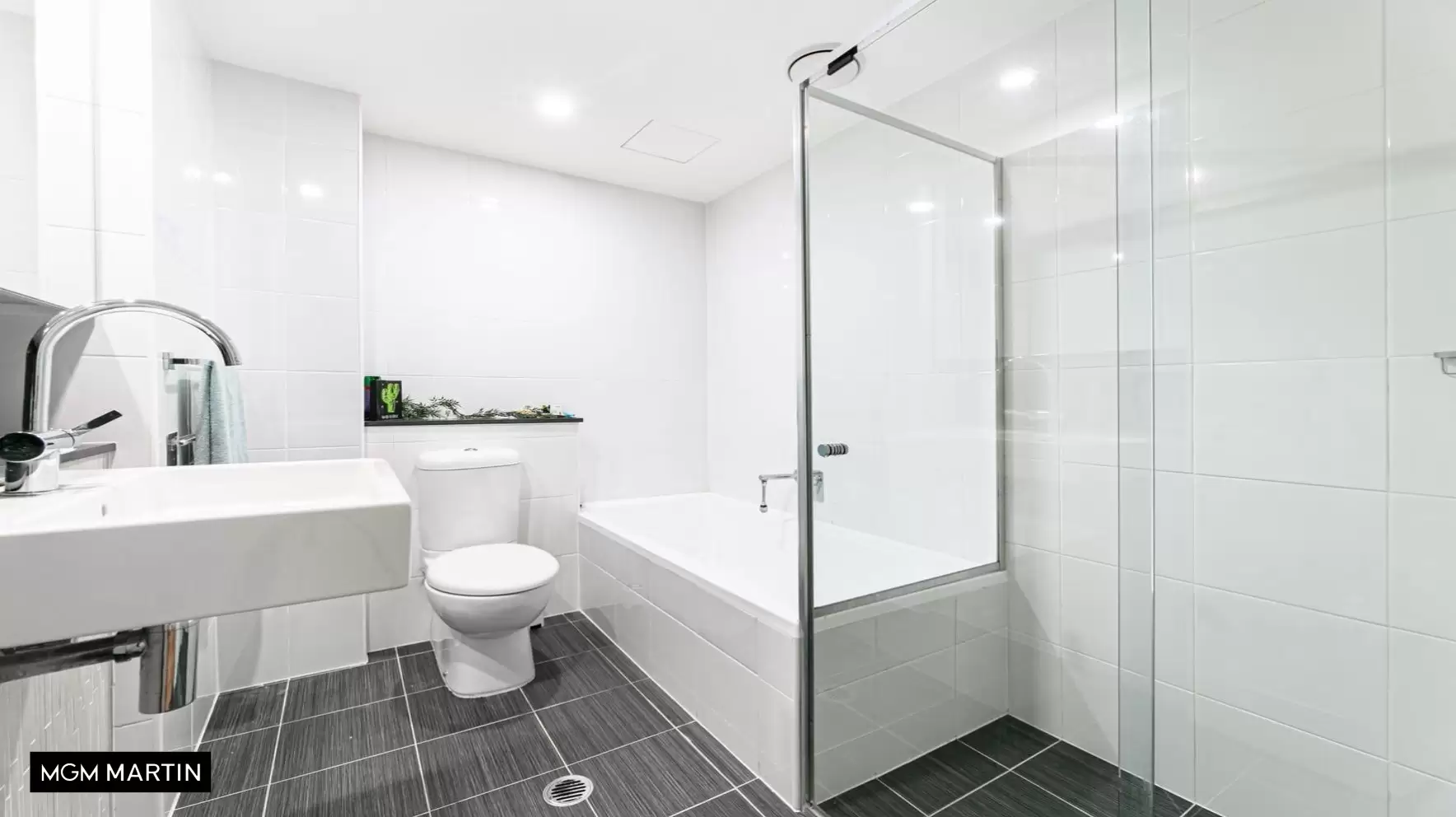 301/4 Ascot Avenue, Zetland Leased by MGM Martin - image 1