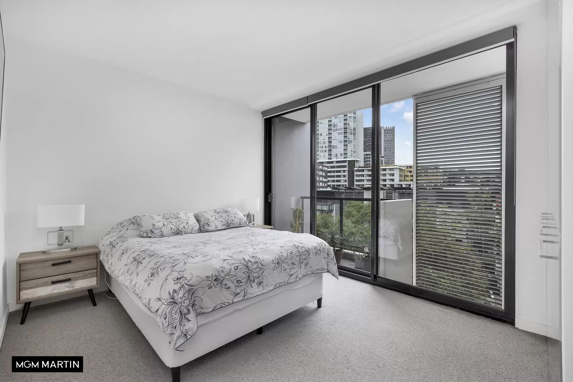 2419/98 Joynton Avenue, Zetland Leased by MGM Martin - image 1