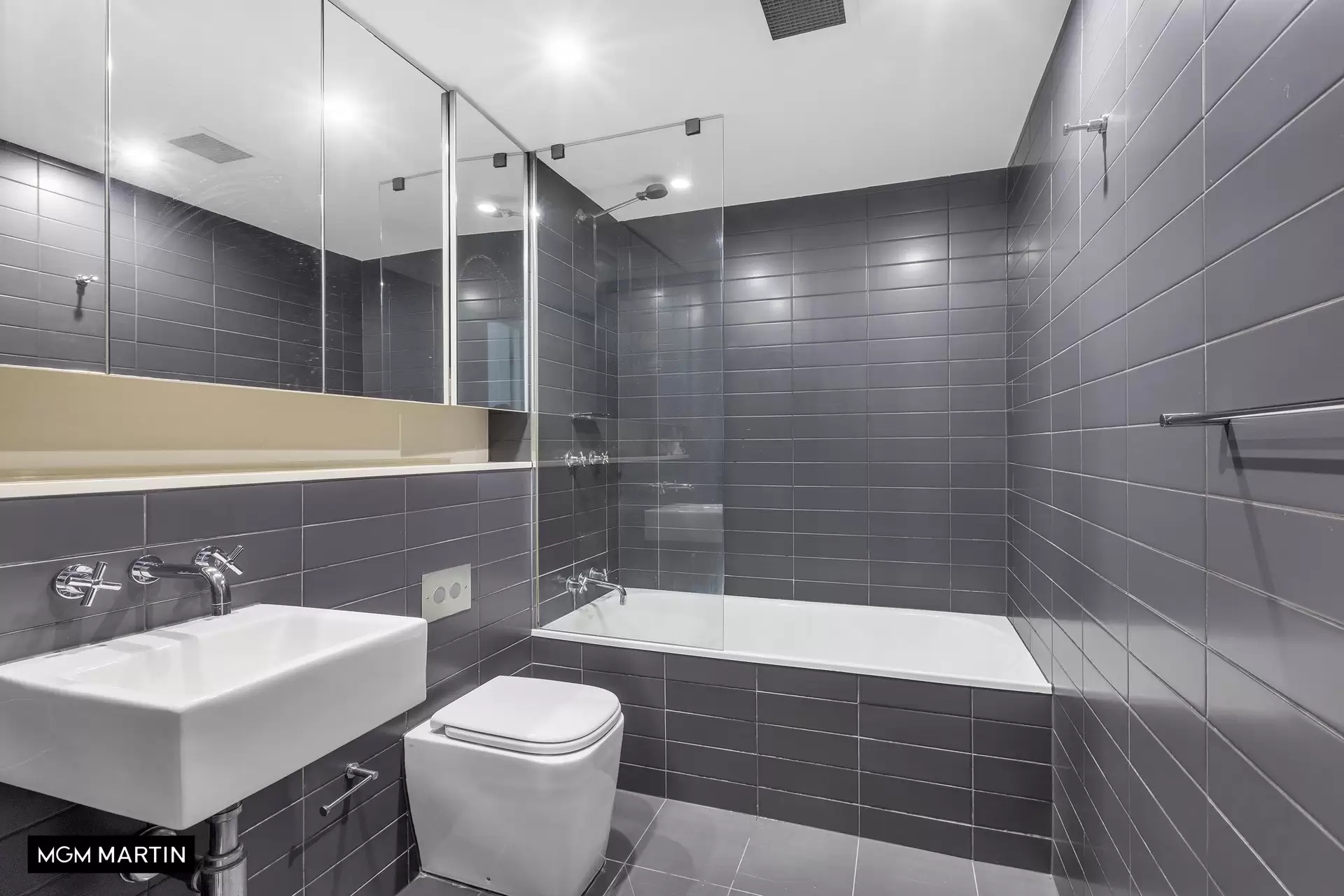 2419/98 Joynton Avenue, Zetland Leased by MGM Martin - image 1