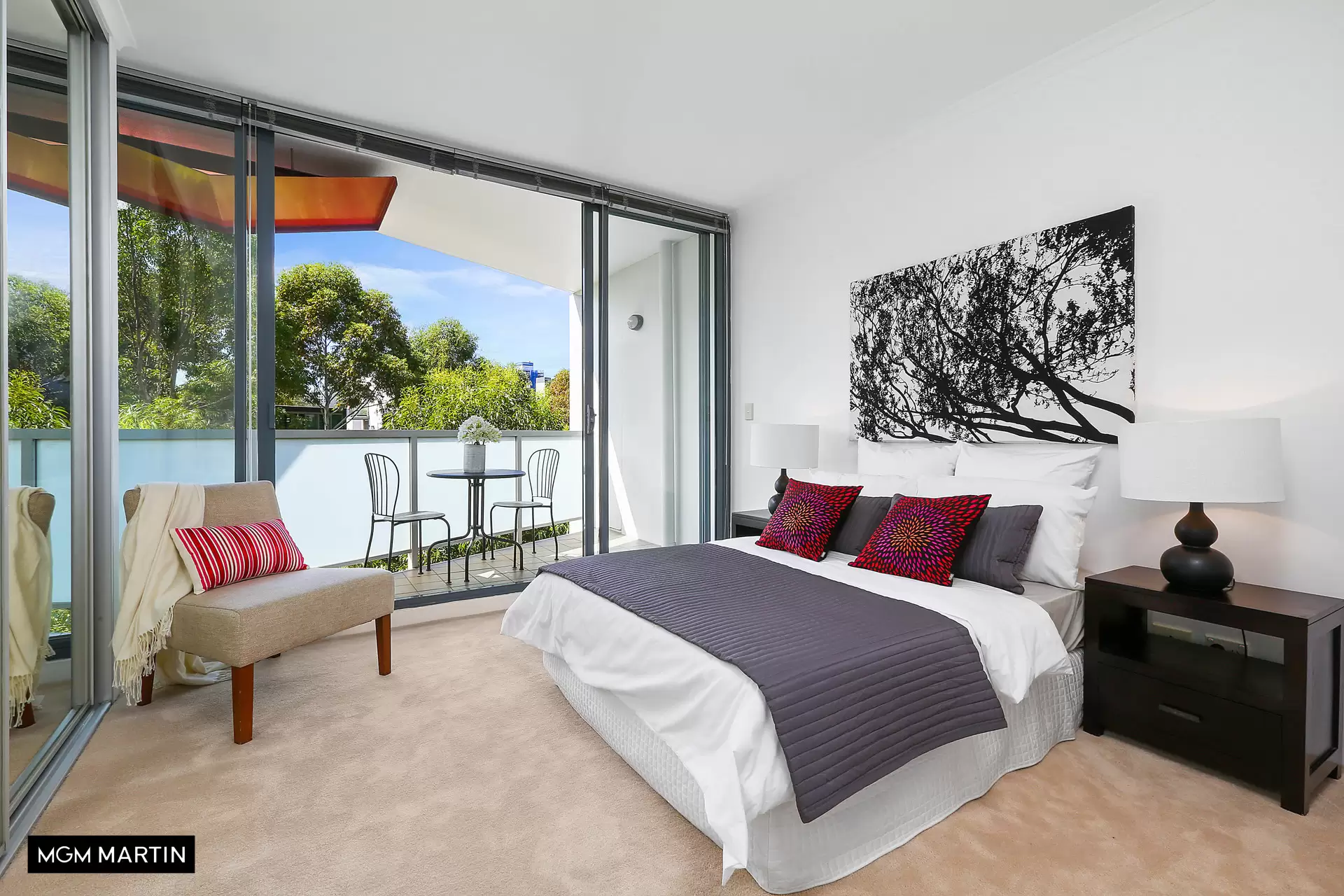 17/28 Gadigal Avenue, Zetland Leased by MGM Martin - image 1