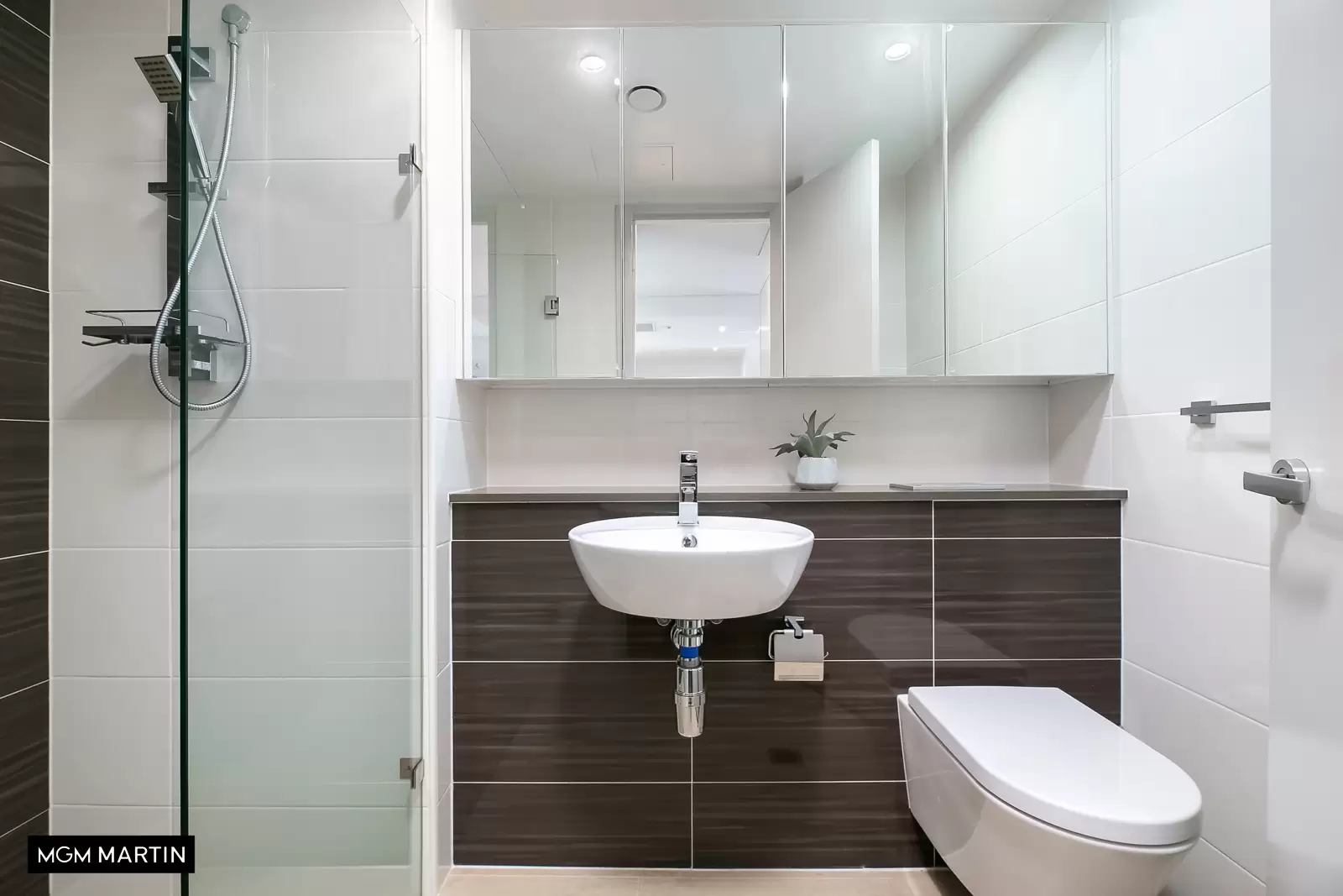 402/118 Joynton Avenue, Zetland Leased by MGM Martin - image 1