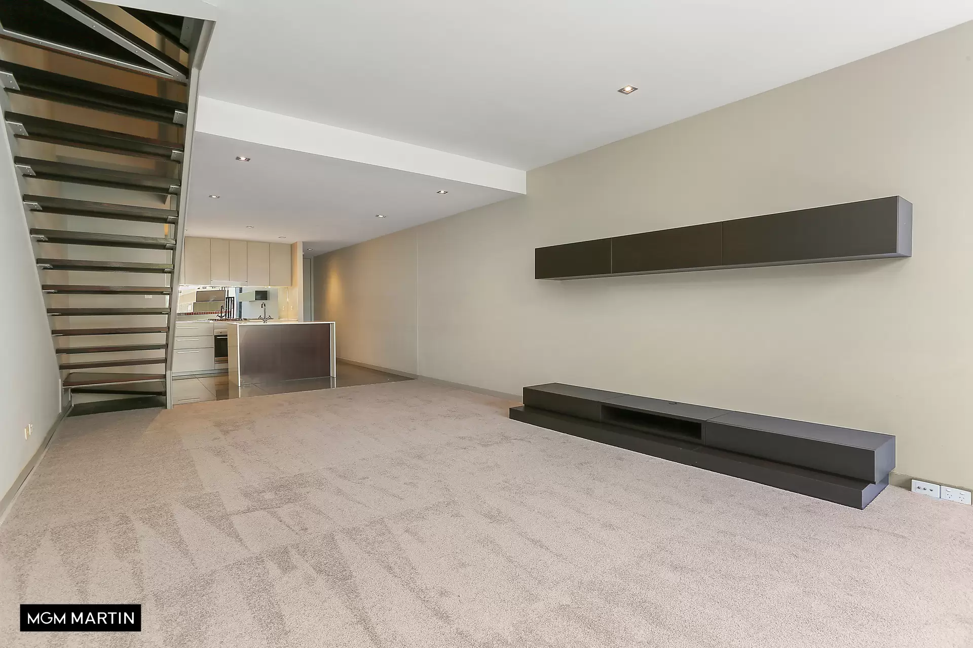 1416/1 Grandstand Parade, Zetland Leased by MGM Martin - image 1