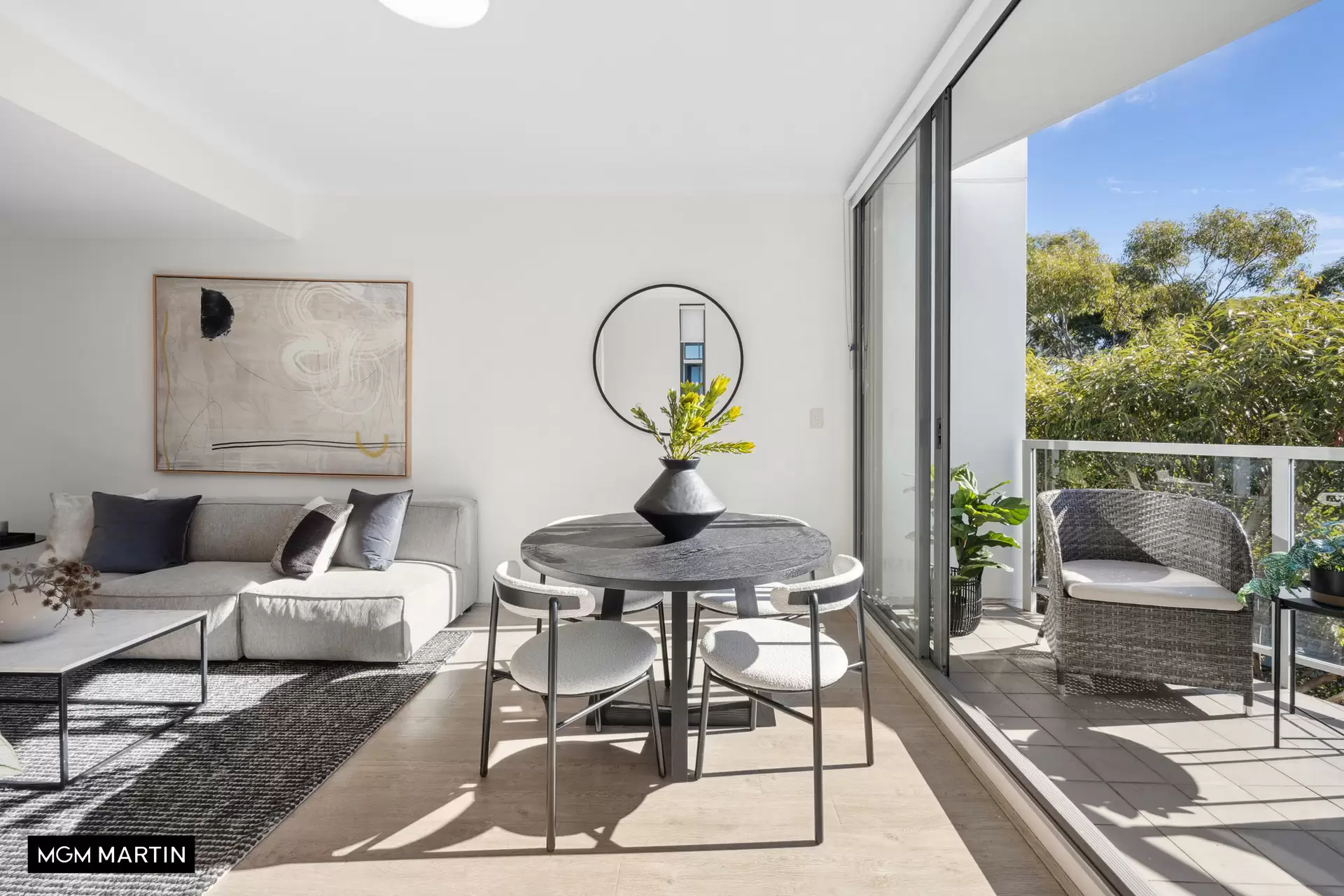 32/28 Gadigal Avenue, Zetland Leased by MGM Martin - image 1