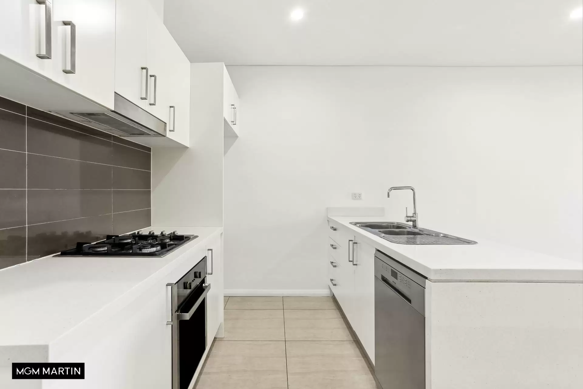 17/33 Euston Road, Alexandria Leased by MGM Martin - image 1