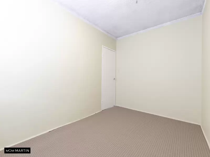 12/21 Mascot Drive, Eastlakes Leased by MGM Martin - image 1