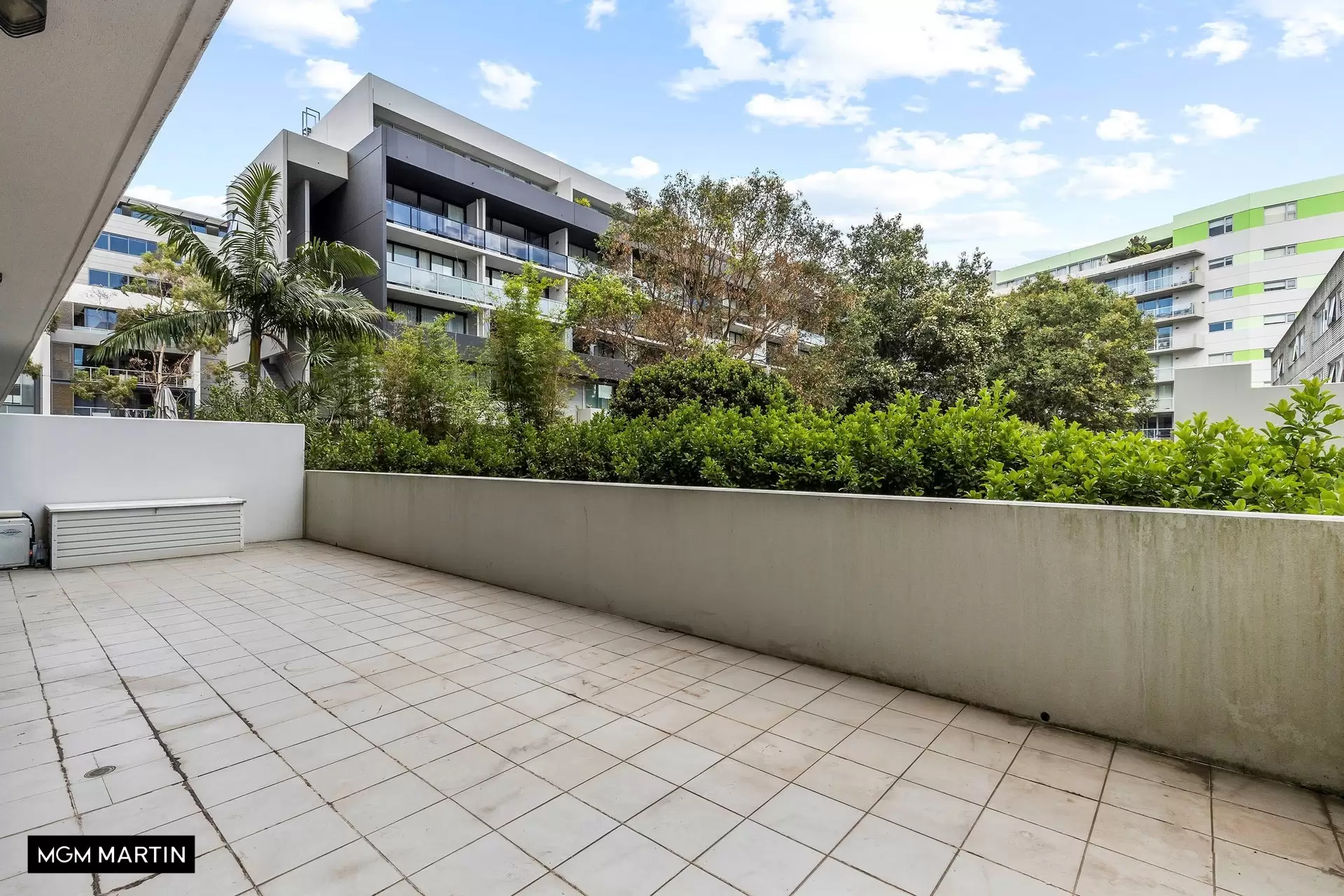 9/3 Defries Avenue, Zetland Leased by MGM Martin - image 1