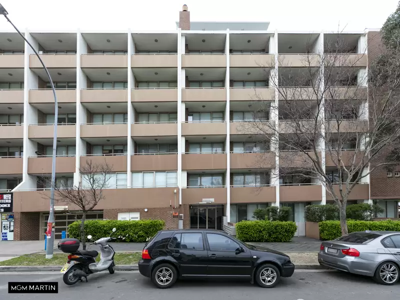 11/109 O'Riordan Street, Mascot Leased by MGM Martin - image 1
