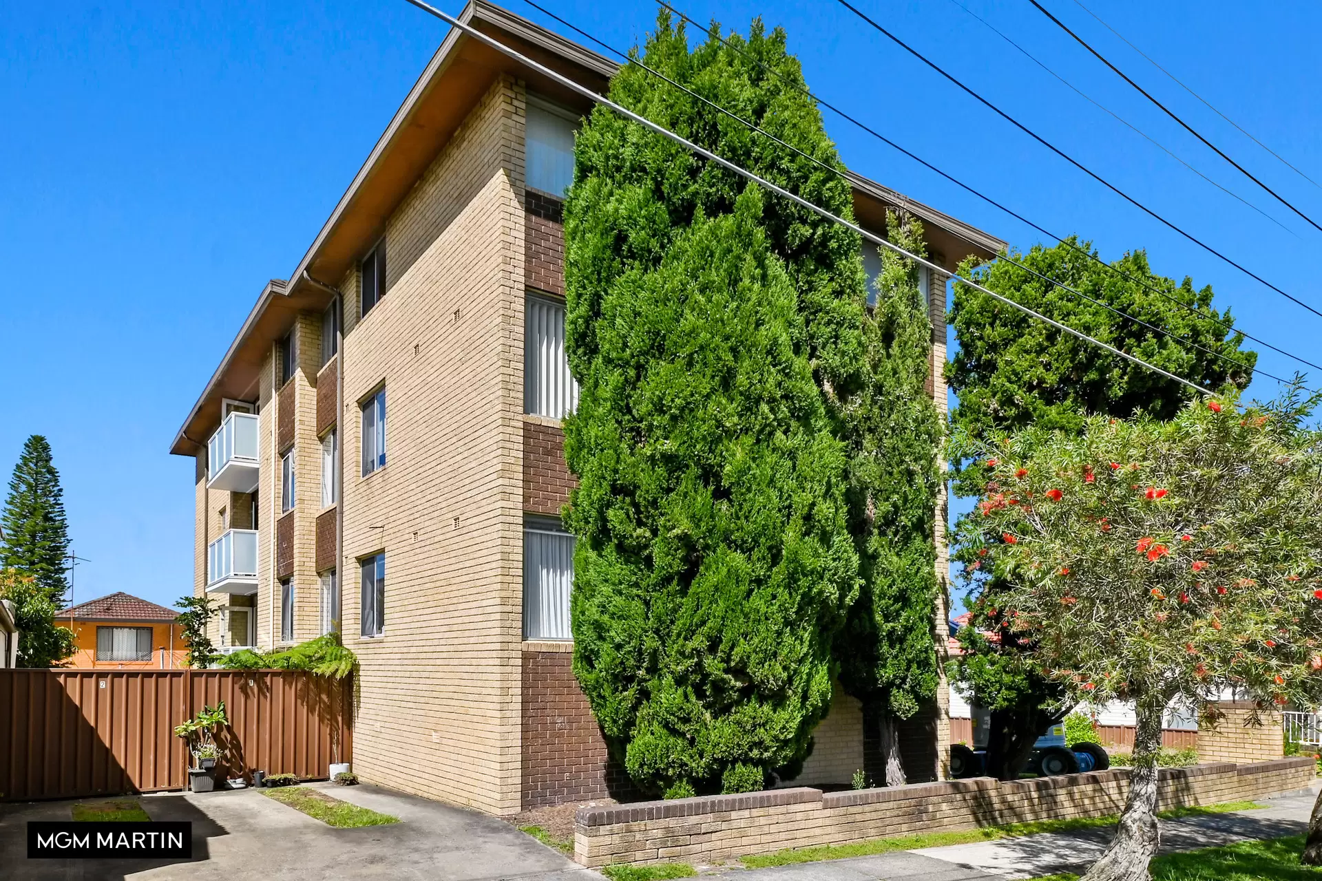 13/49 Universal Street, Eastlakes Leased by MGM Martin - image 1