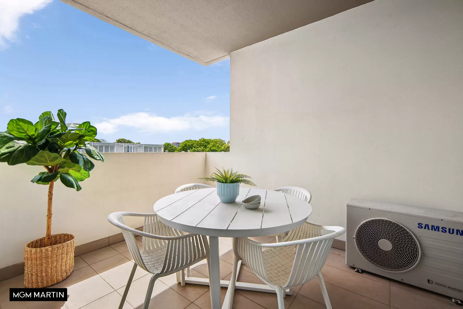 521/133-141 Botany Road, Waterloo Sold by MGM Martin - image 1
