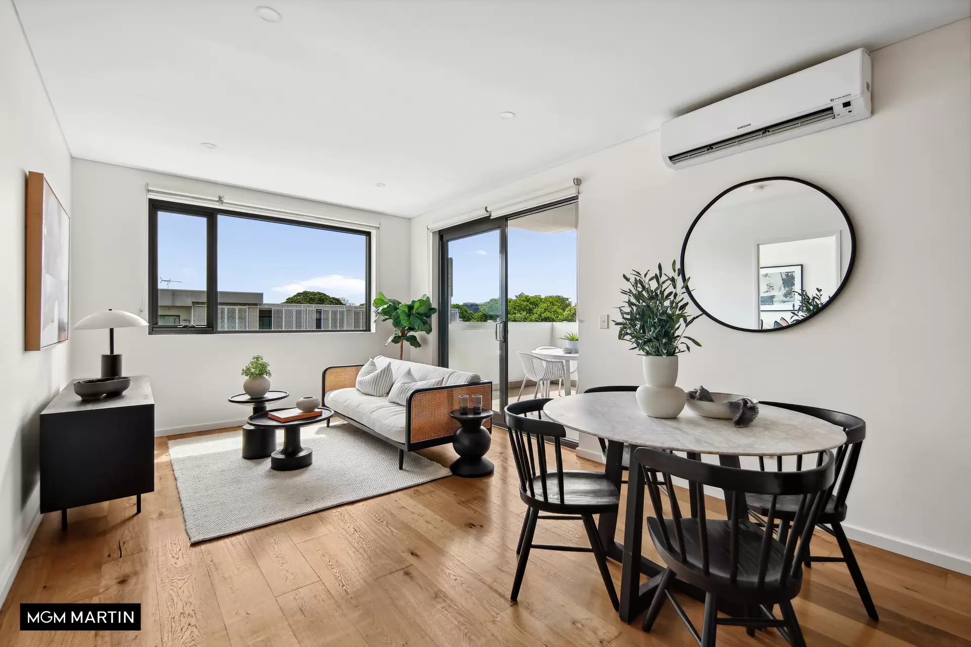 521/133-141 Botany Road, Waterloo Sold by MGM Martin - image 1