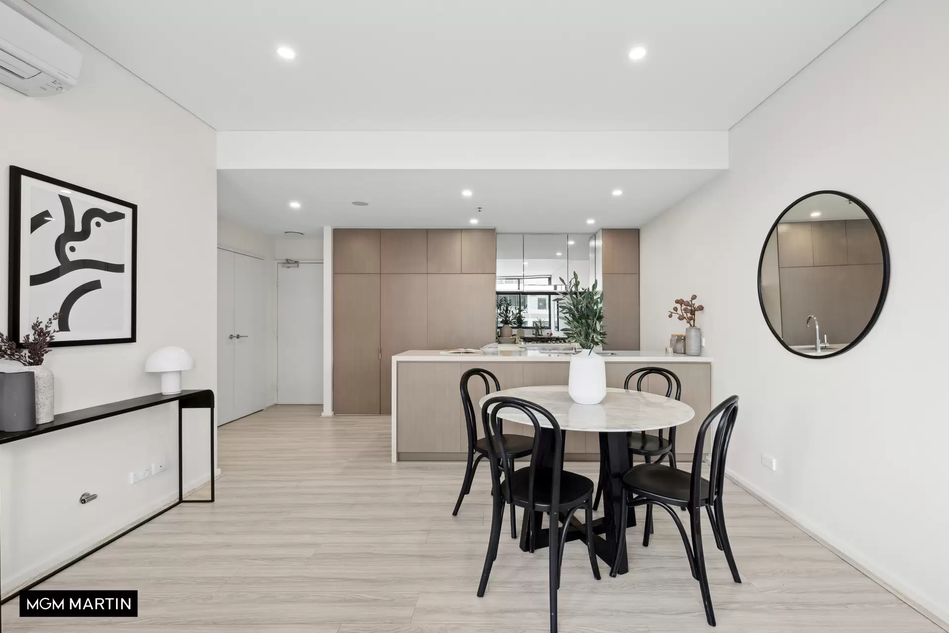 553/2C Defries Avenue, Zetland Sold by MGM Martin - image 1