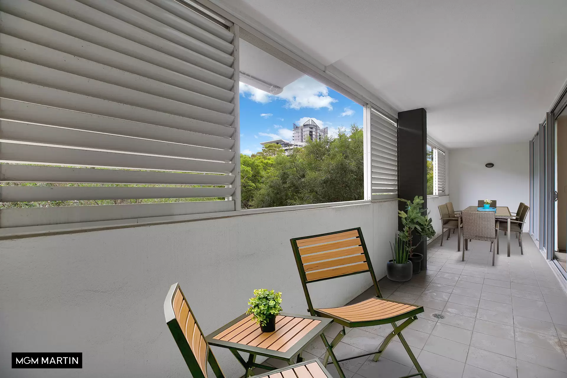 23/4 Grandstand Parade, Zetland Leased by MGM Martin - image 1