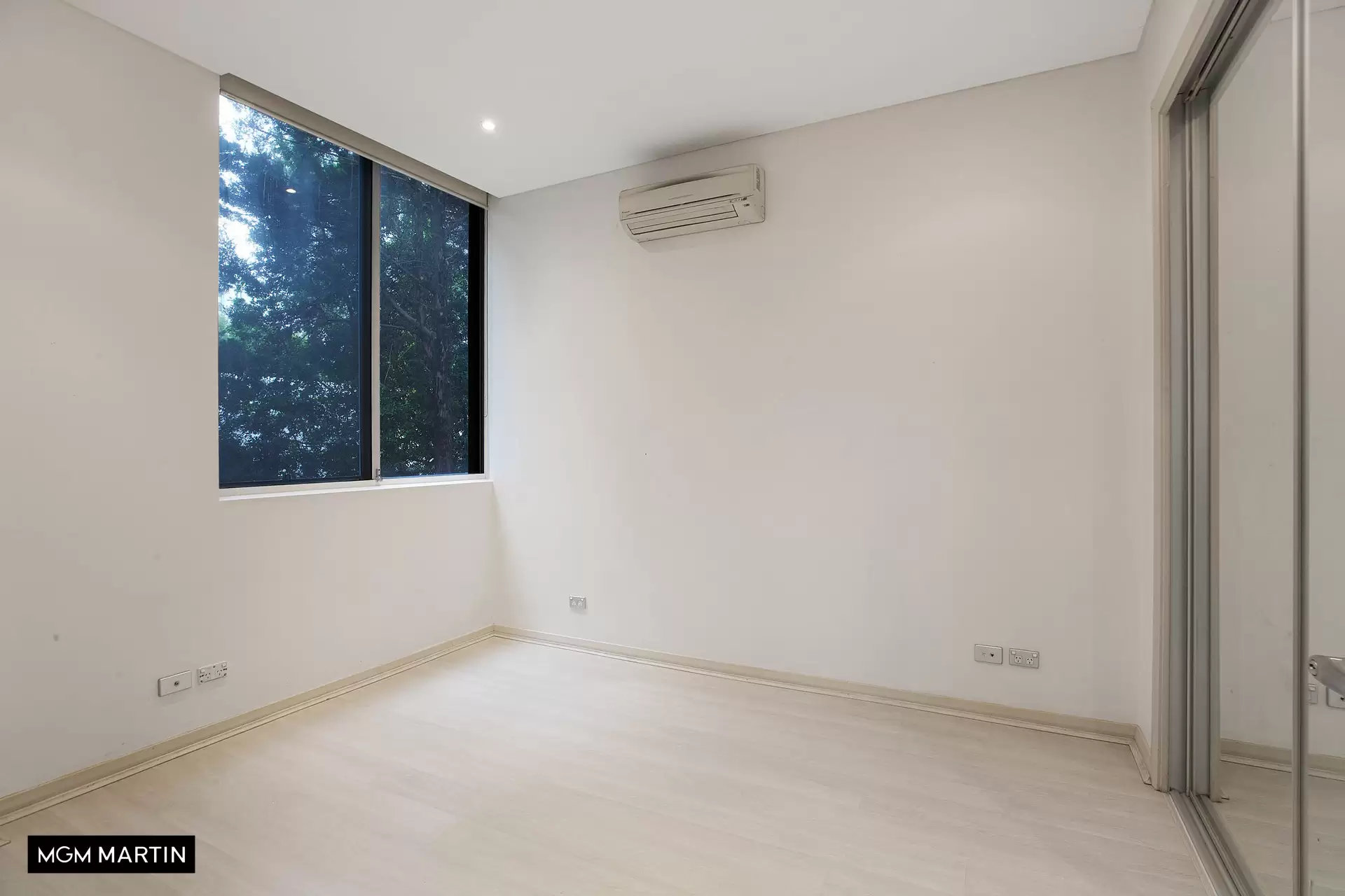 169/635 Gardeners Road, Mascot Leased by MGM Martin - image 1