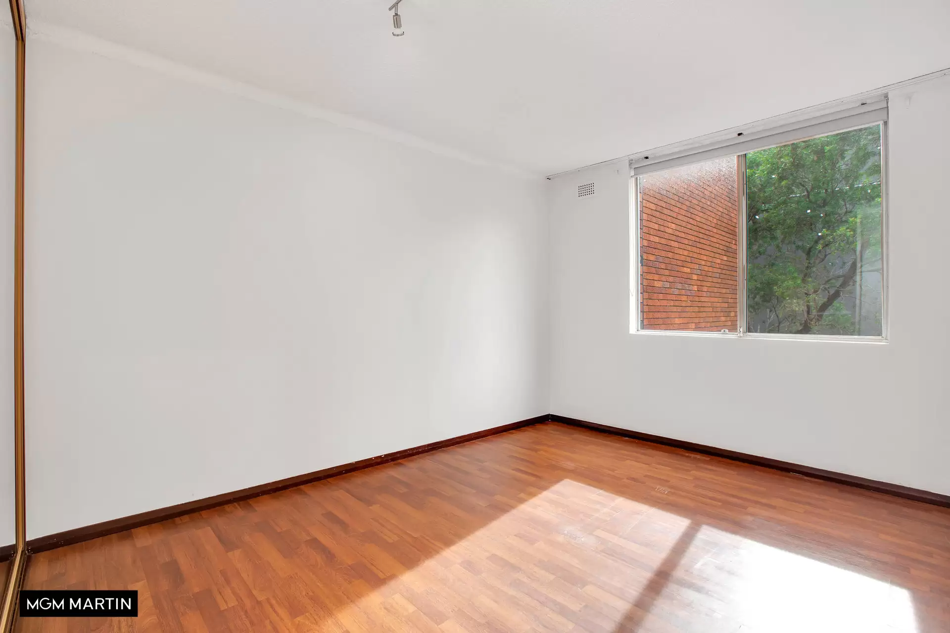 4/16 Evans Avenue, Eastlakes Leased by MGM Martin - image 1
