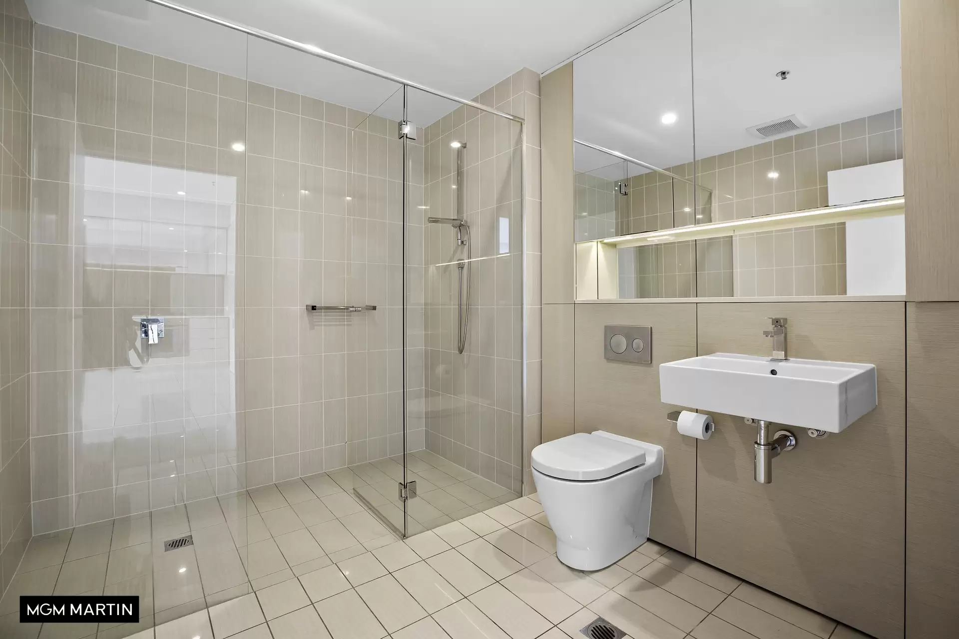921/2B Defries Avenue, Zetland Leased by MGM Martin - image 1
