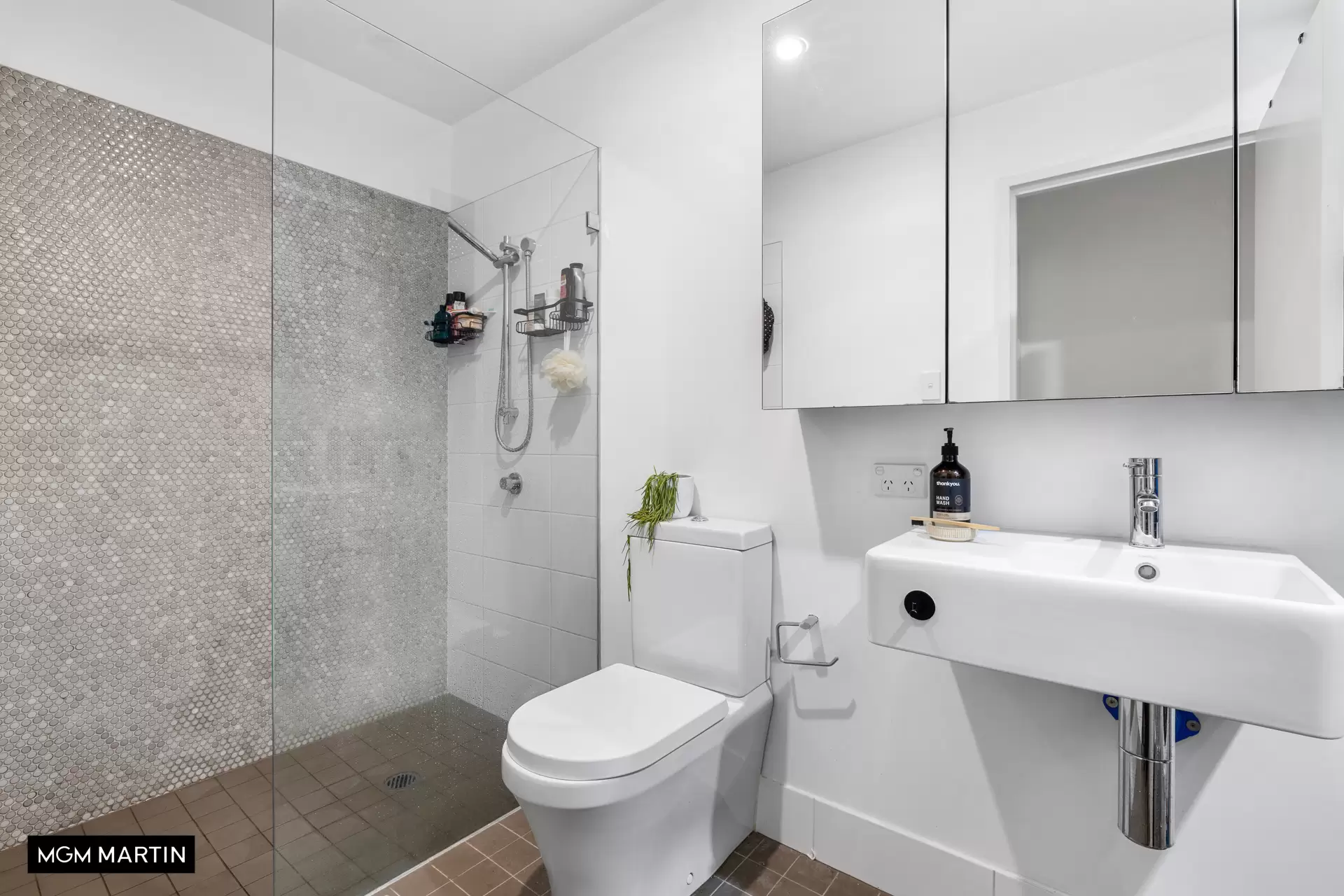 408/17 Gadigal Avenue, Zetland Sold by MGM Martin - image 1