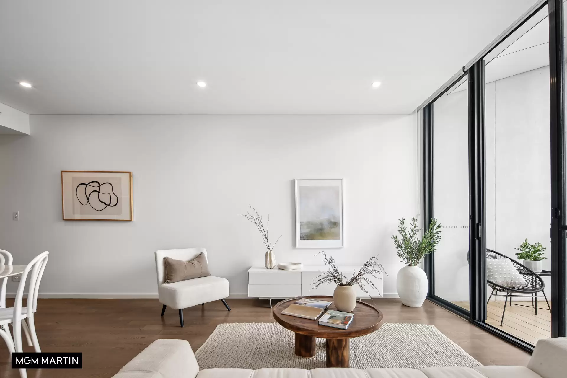 701/12 Paul Street, Zetland Sold by MGM Martin - image 1