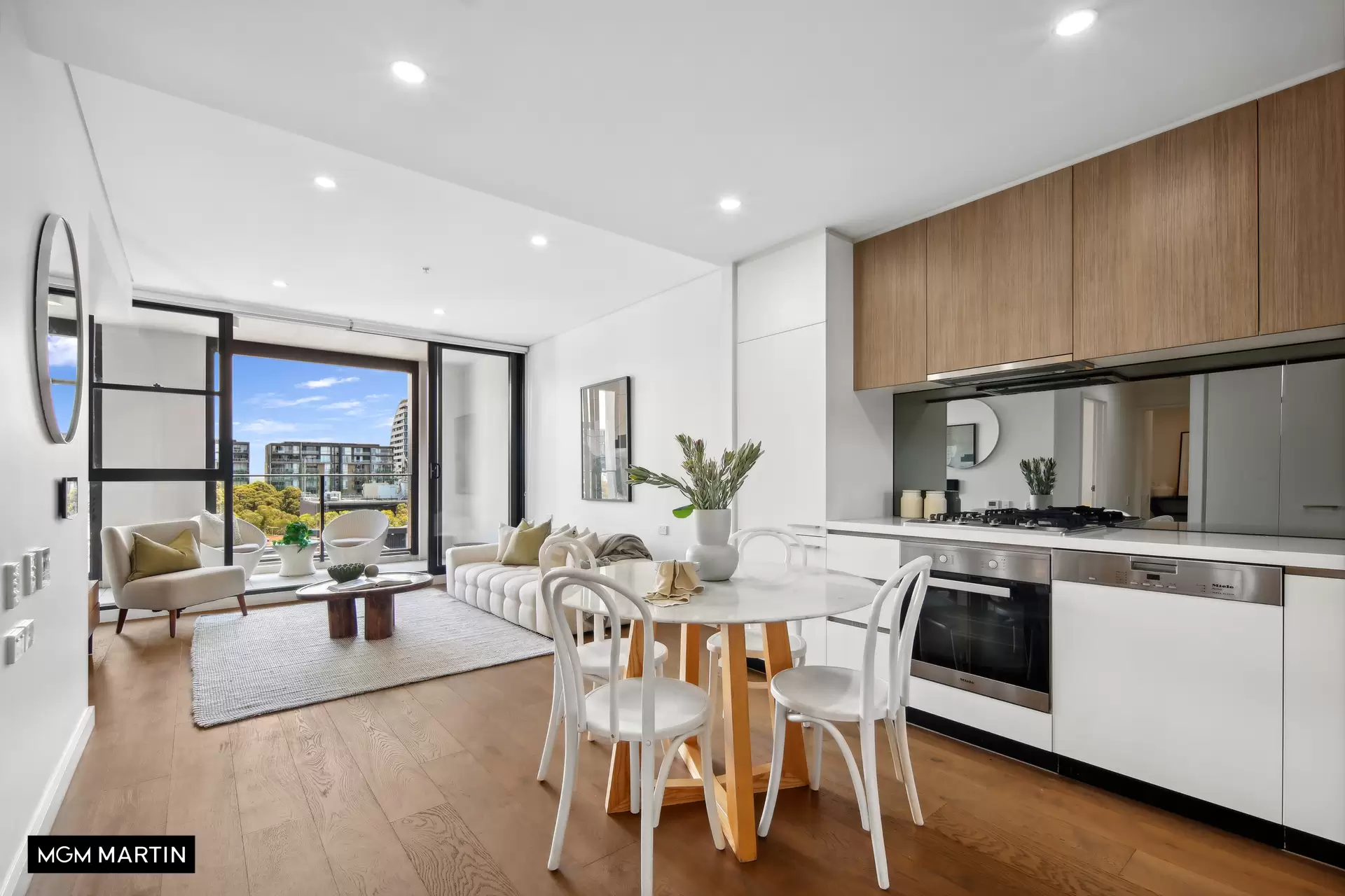 2514/6 Kingsborough Way, Zetland Leased by MGM Martin - image 1