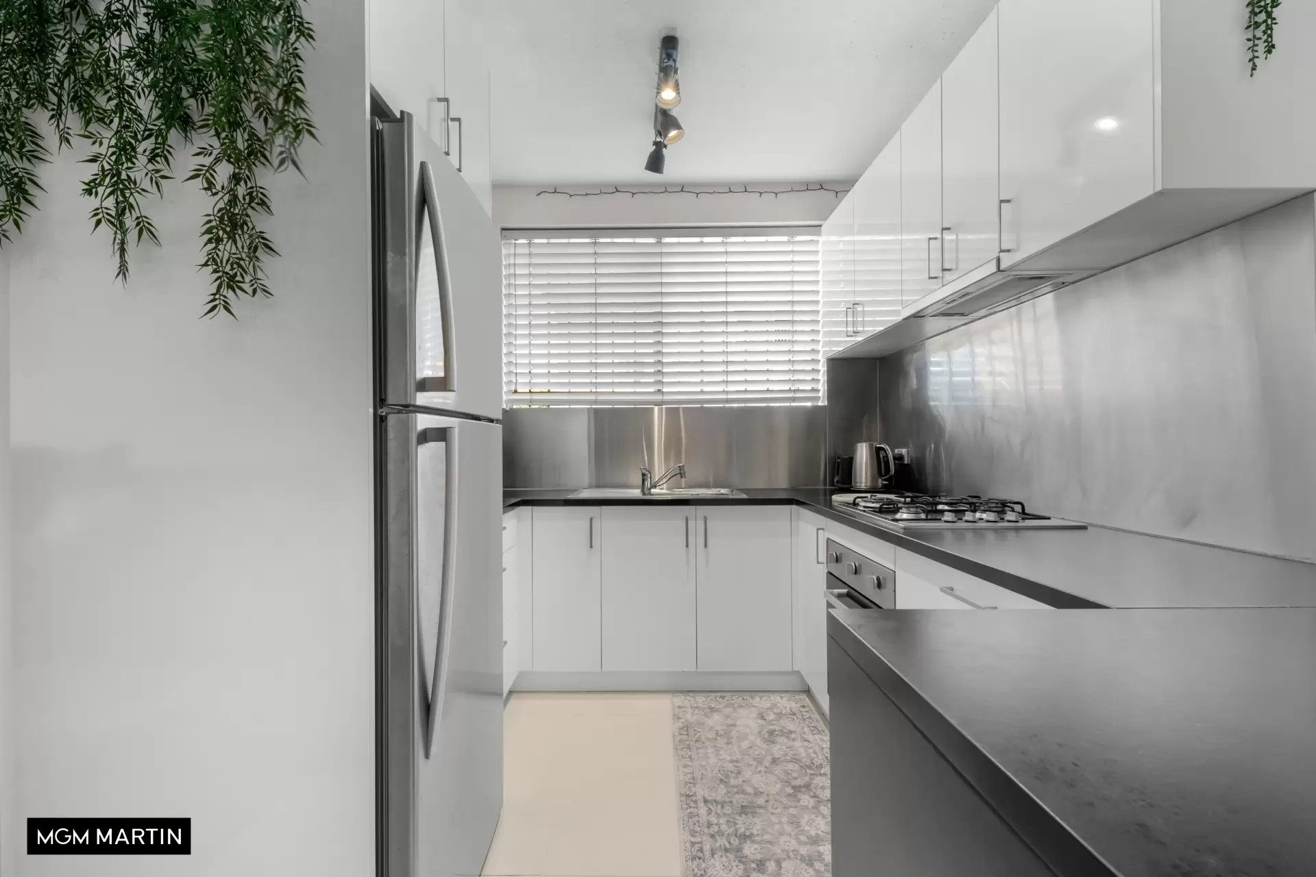 2/3 Longworth Avenue, Eastlakes Sold by MGM Martin - image 1