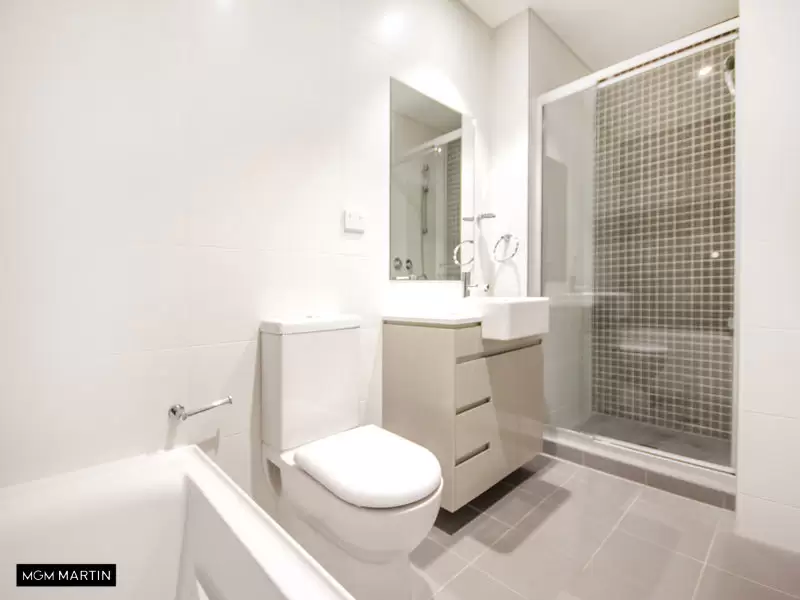 506B/8 Bourke Street, Mascot Leased by MGM Martin - image 1