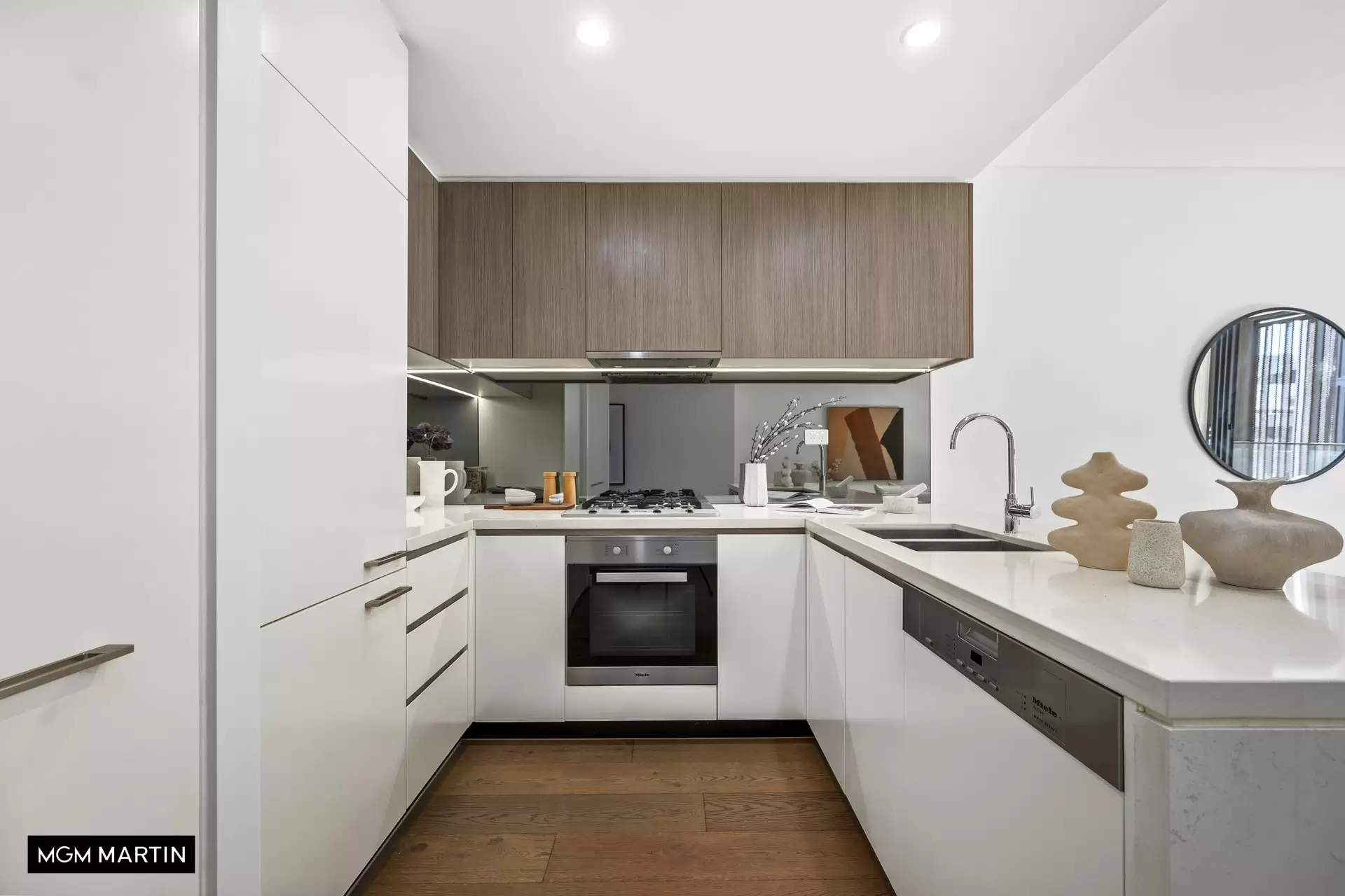 2415/6 Kingsborough Way, Zetland Leased by MGM Martin - image 1