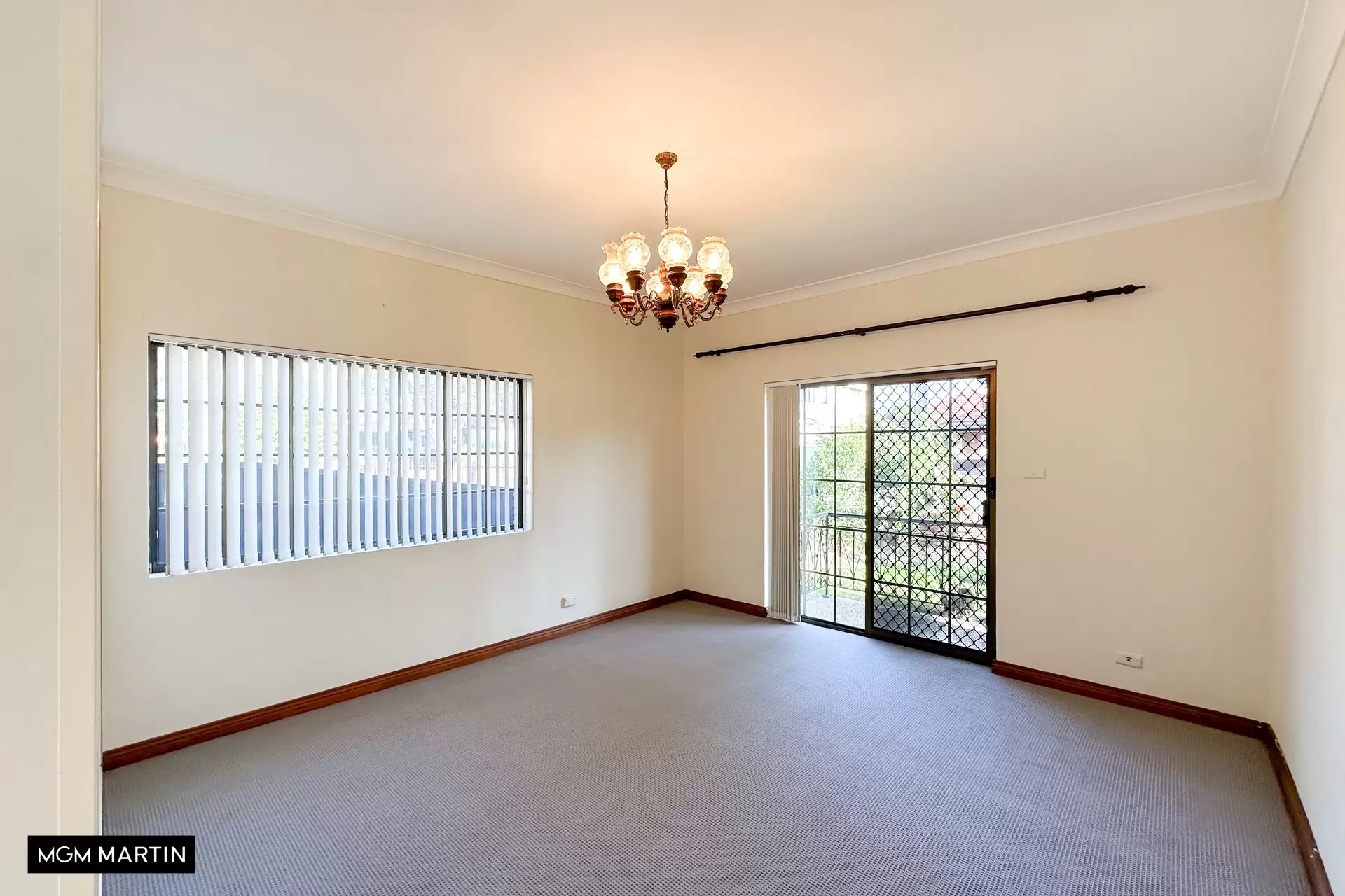 11 King Street, Eastlakes Leased by MGM Martin - image 1