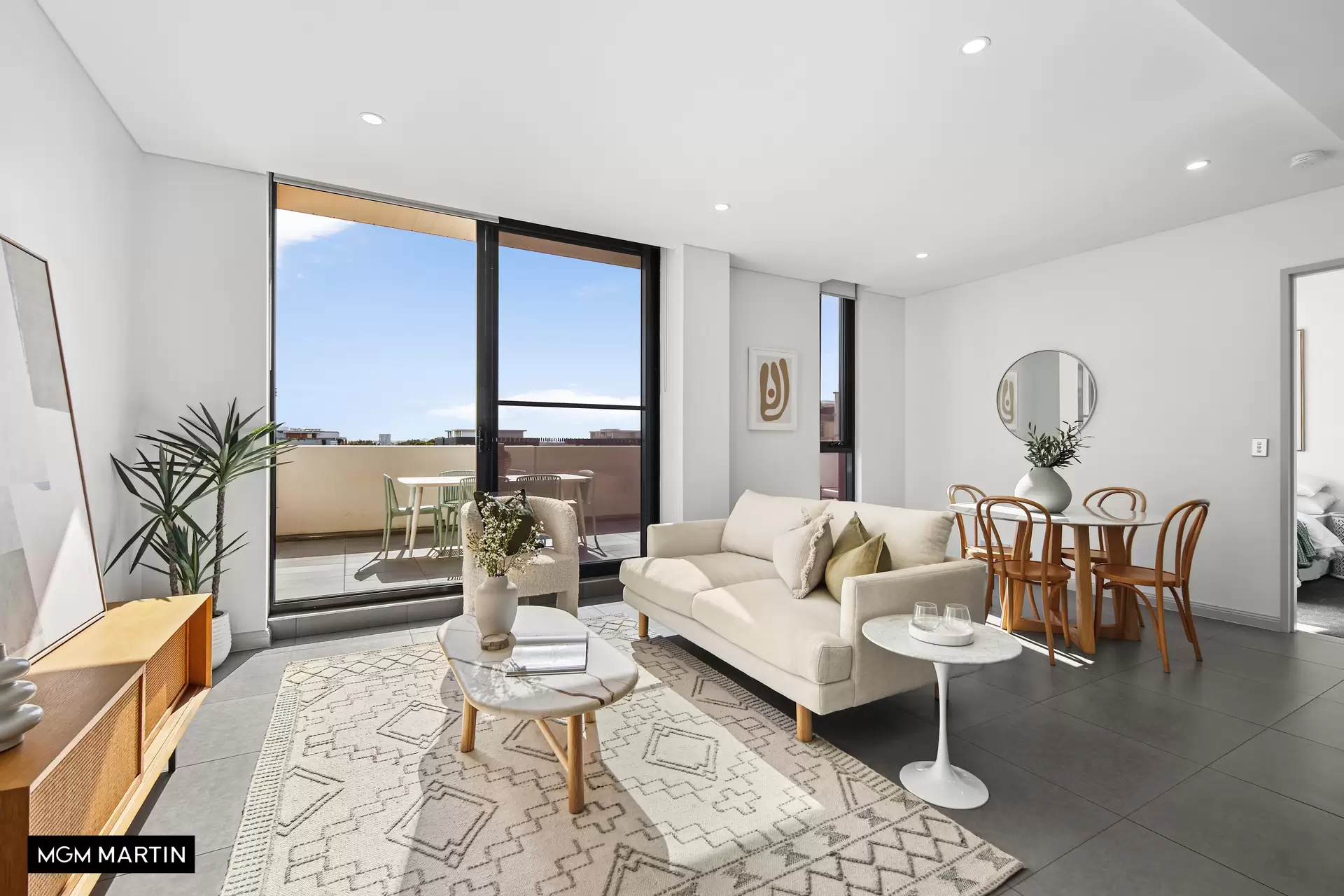533/33 Rothschild Avenue, Rosebery Sold by MGM Martin - image 1